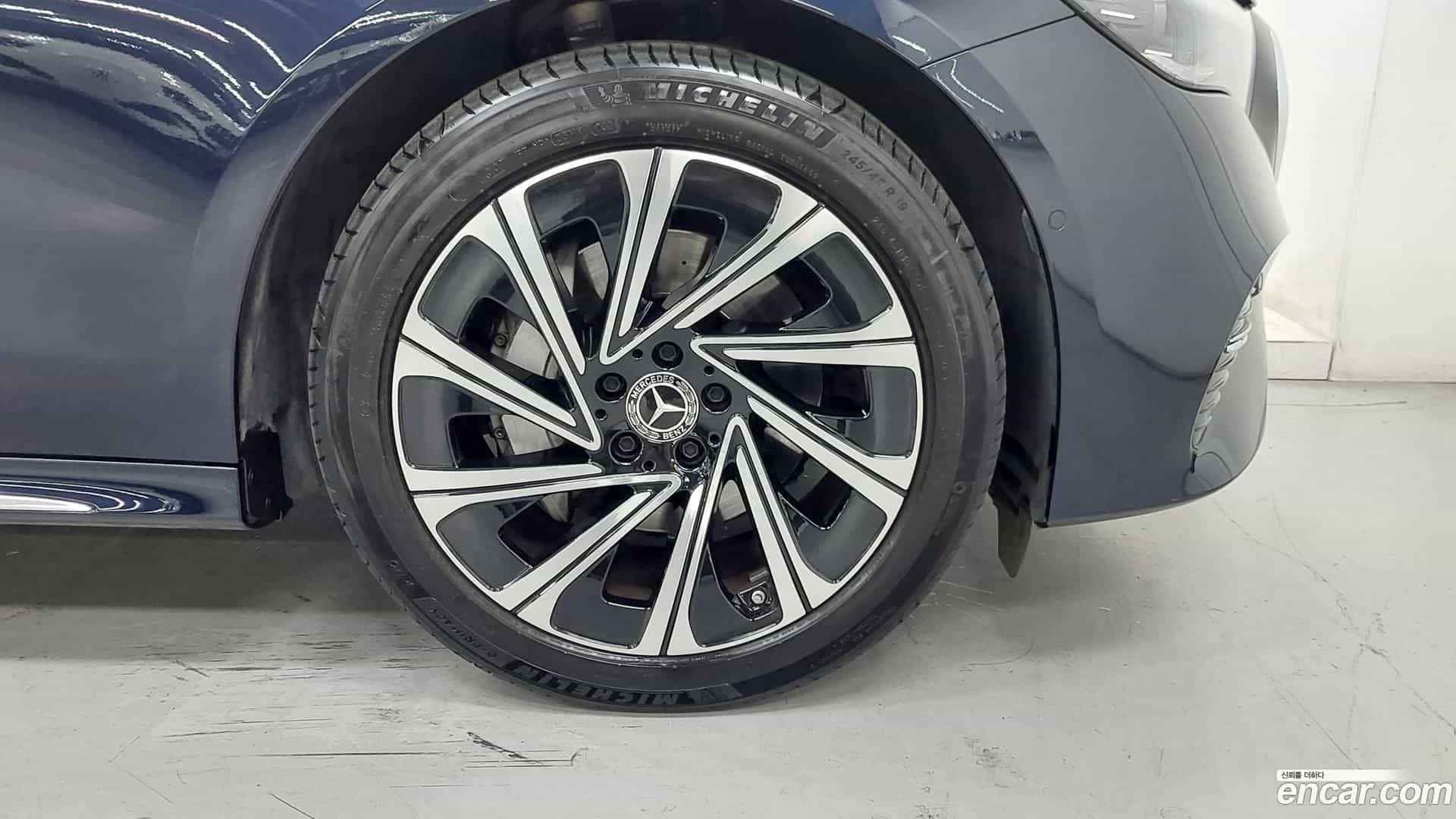 E-Class Mercedes-Benz 2024.6-OUTER-005