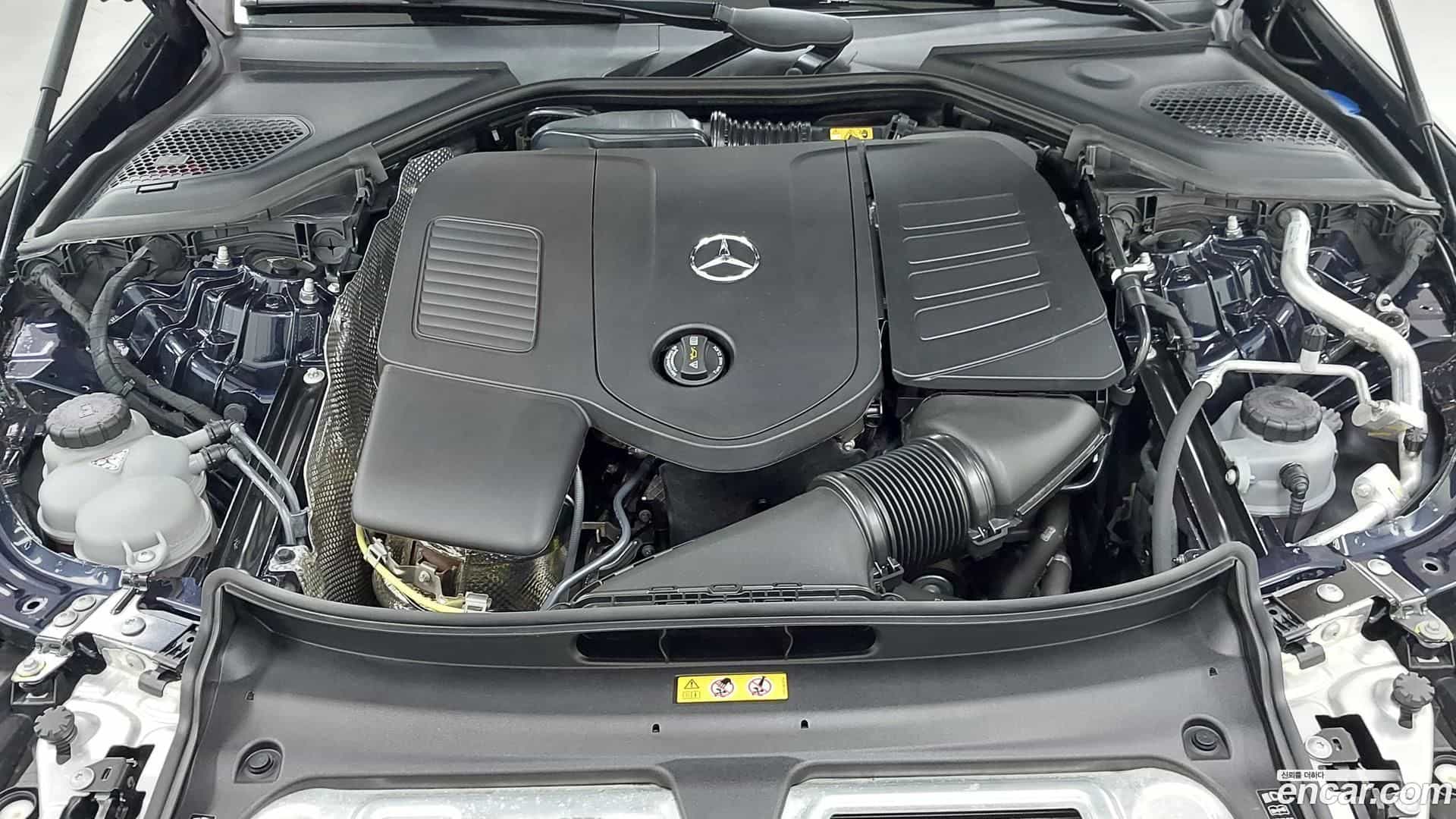 E-Class Mercedes-Benz 2024.6-OUTER-006
