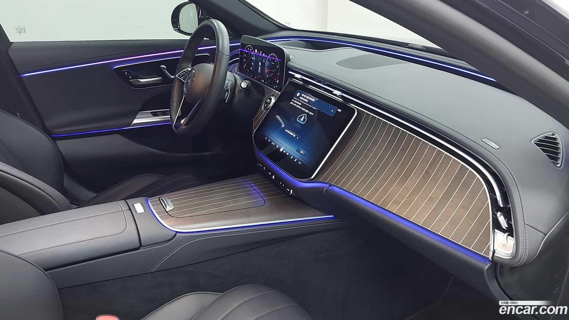 E-Class Mercedes-Benz 2024.6-INNER-009