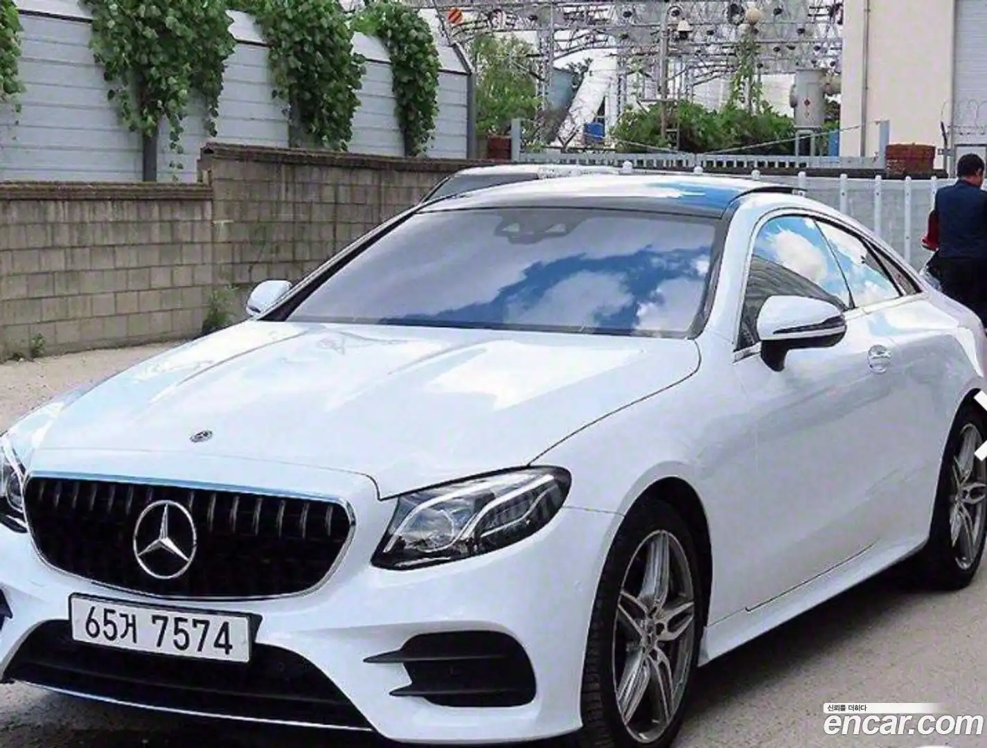 E-Class Mercedes-Benz 2017.6-OUTER-002