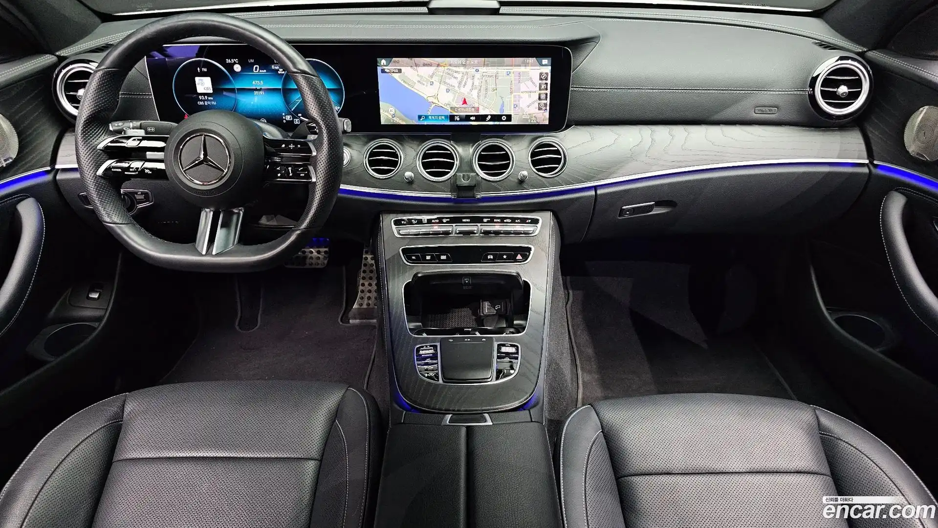 E-Class Mercedes-Benz 2022.0-INNER-007