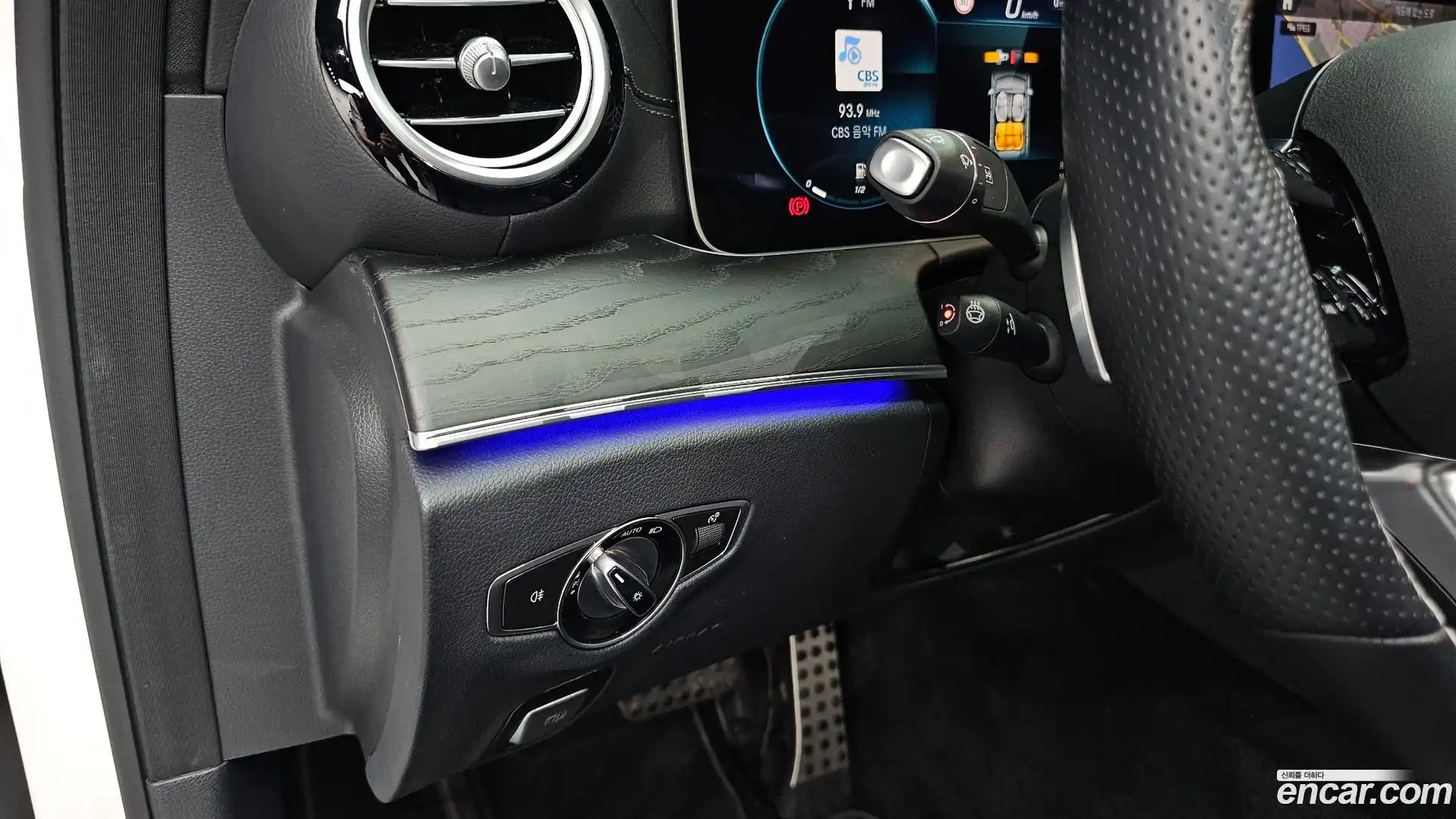 E-Class Mercedes-Benz 2022.0-OPTION-042
