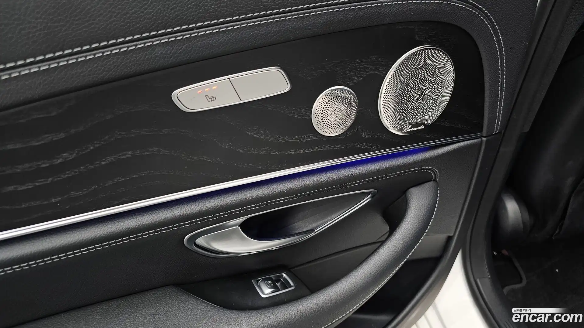 E-Class Mercedes-Benz 2022.0-OPTION-045