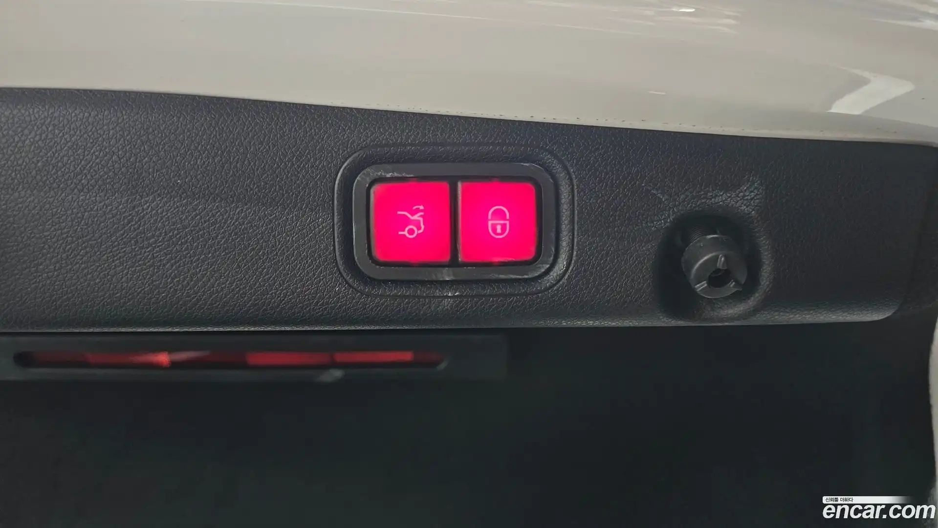 E-Class Mercedes-Benz 2022.0-OPTION-046