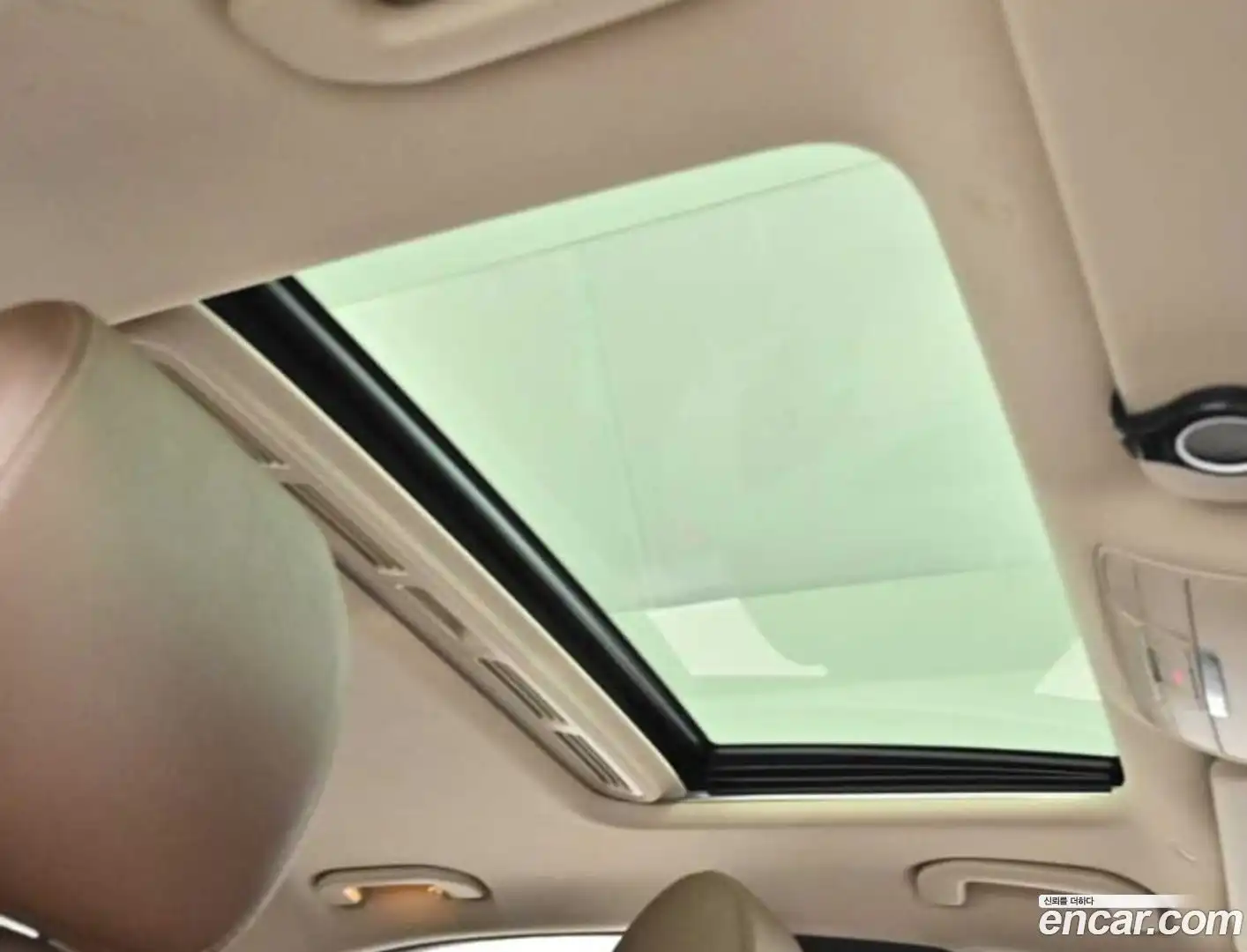 E-Class Mercedes-Benz 2019.3-OPTION-023