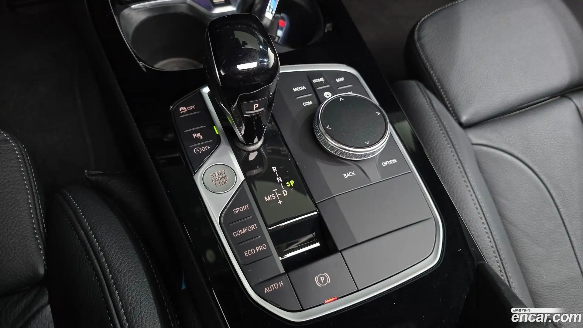 1-Series BMW 2022.8-INNER-009
