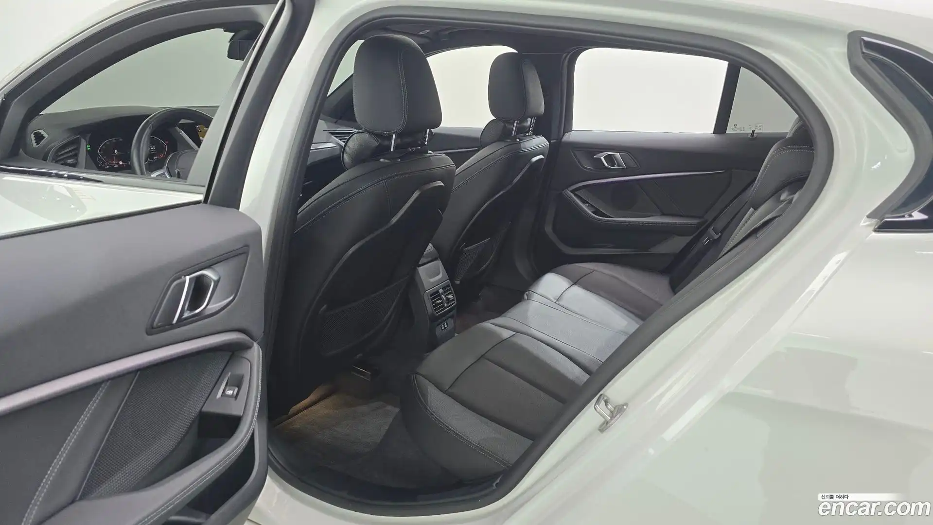 1-Series BMW 2022.8-OPTION-016