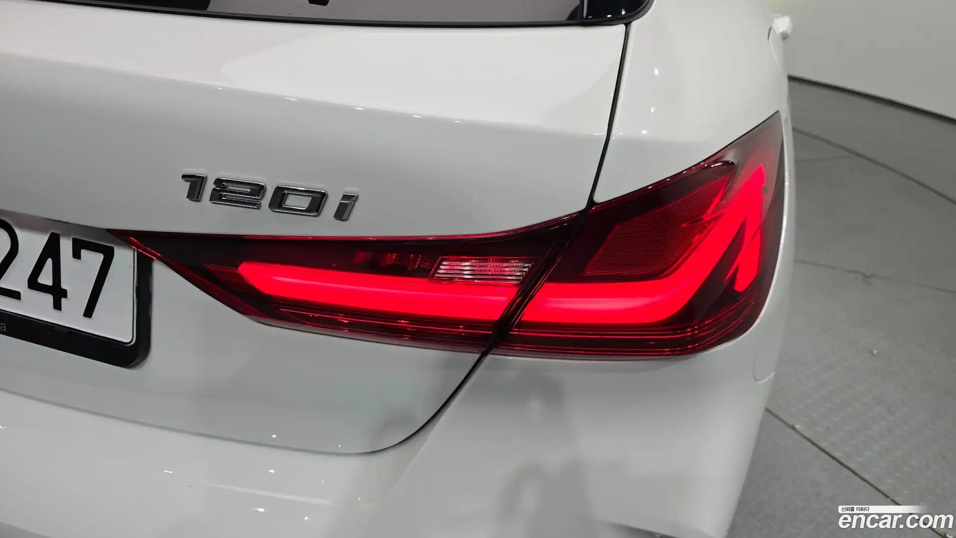 1-Series BMW 2022.8-OUTER-033