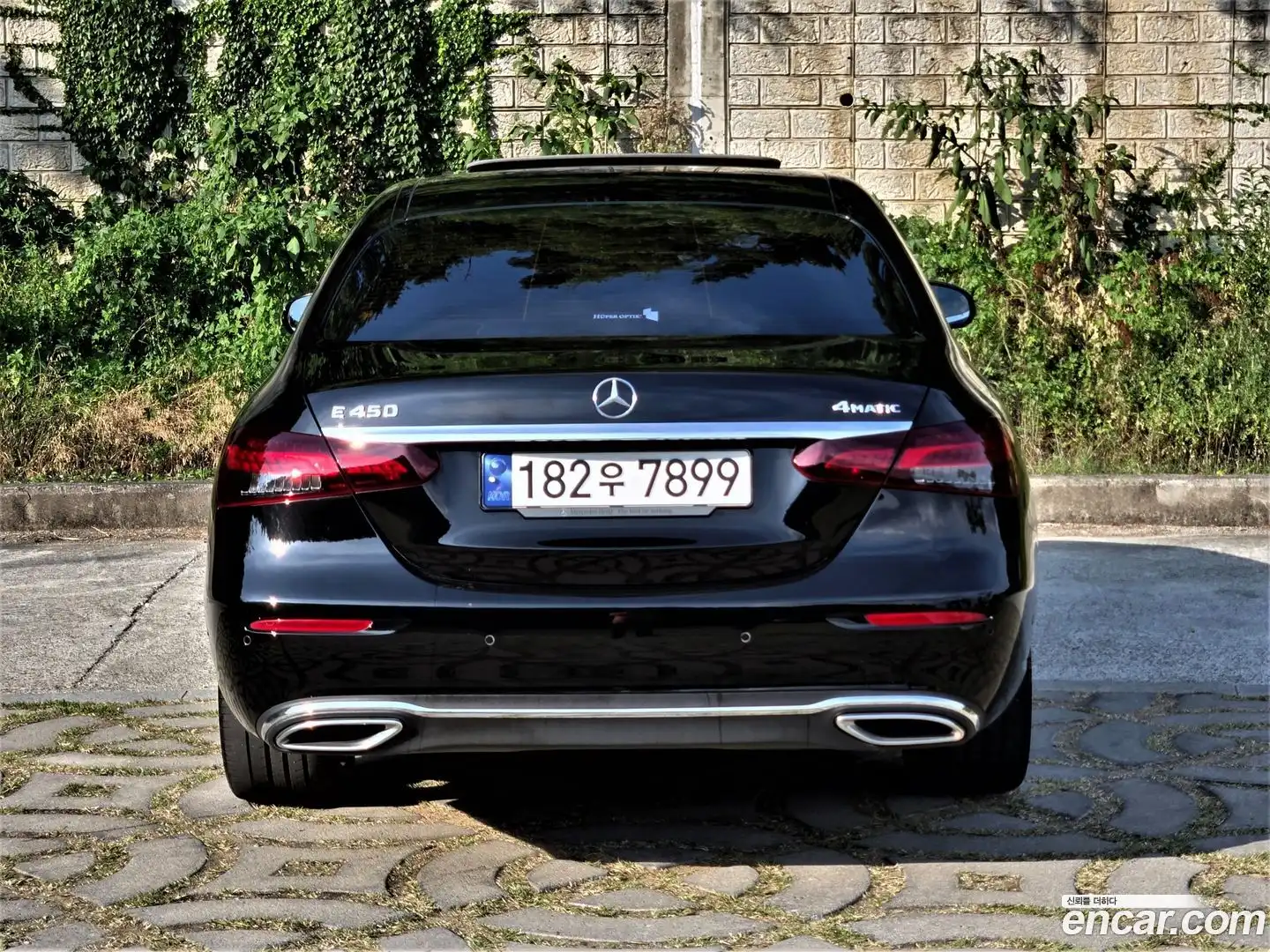 E-Class Mercedes-Benz 2021.11-OUTER-004