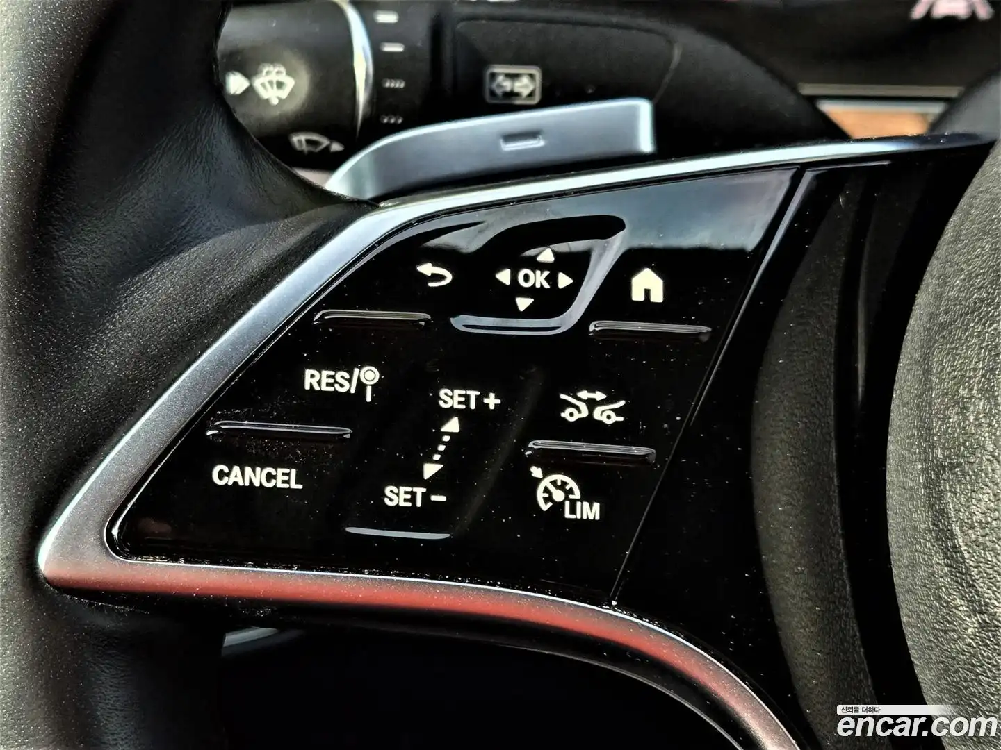 E-Class Mercedes-Benz 2021.11-OPTION-018