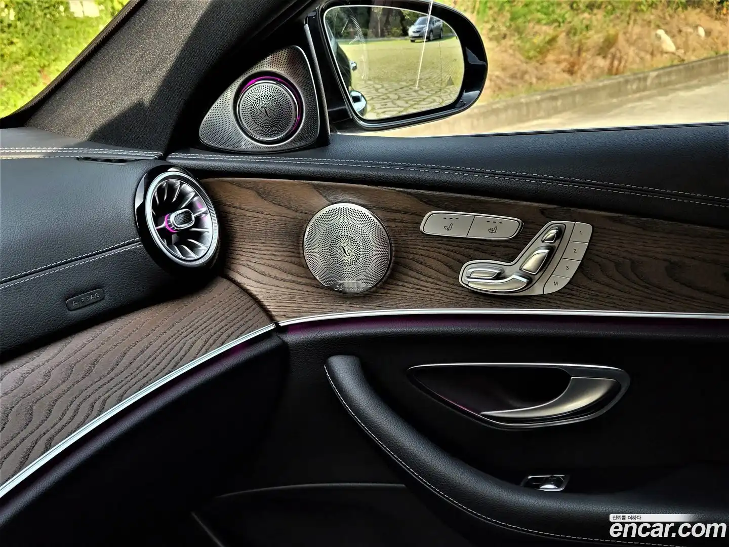 E-Class Mercedes-Benz 2021.11-OPTION-024