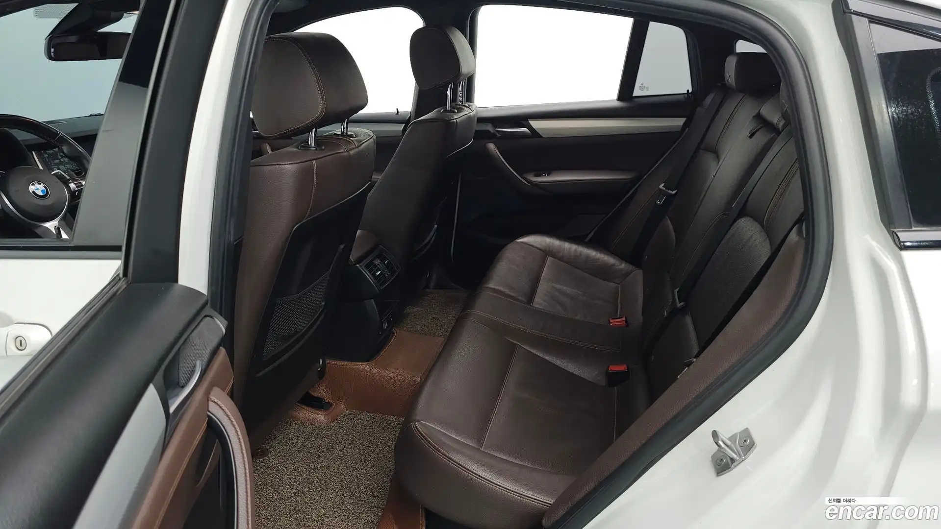 X4 BMW 2018.4-OPTION-016