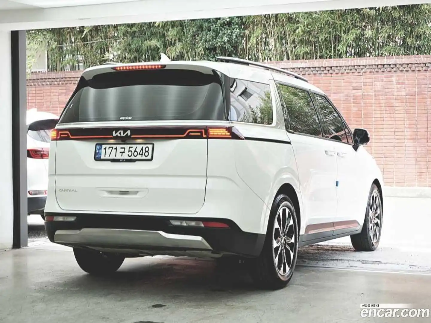 Canival Kia 2023.4-OUTER-003