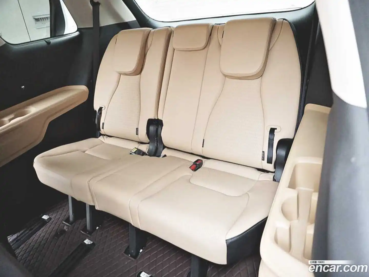 Canival Kia 2023.4-INNER-009