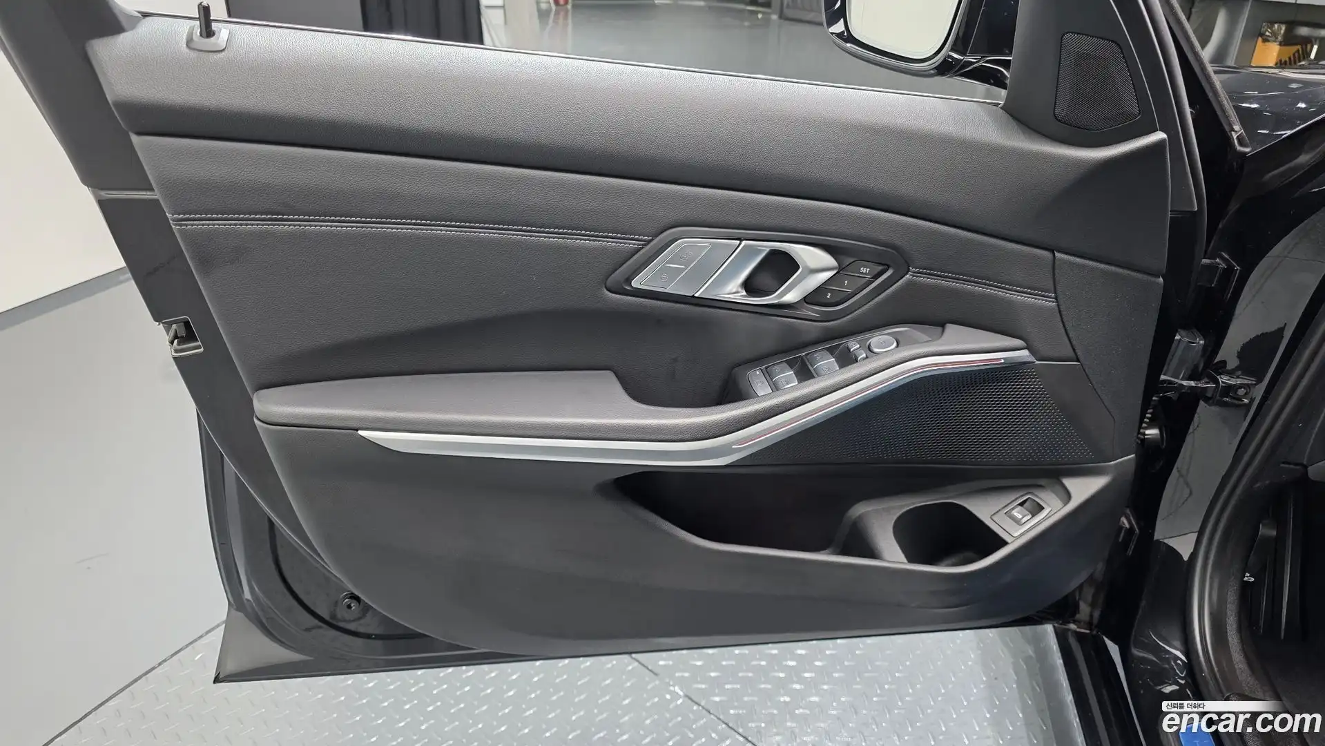 3-Series BMW 2022.6-INNER-034