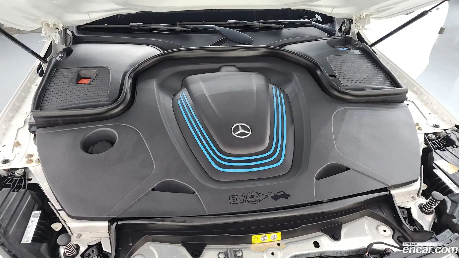 EQC Mercedes-Benz 2020.11-OUTER-006