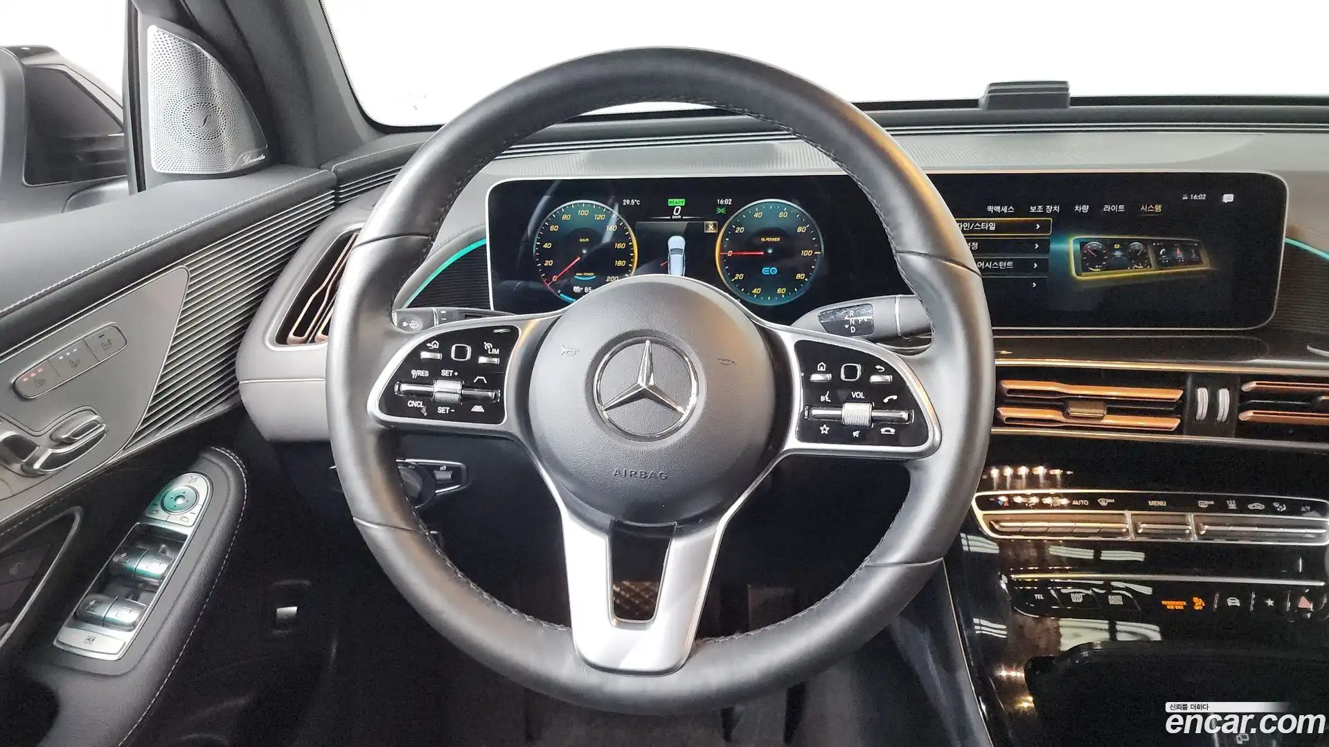 EQC Mercedes-Benz 2020.11-OPTION-017