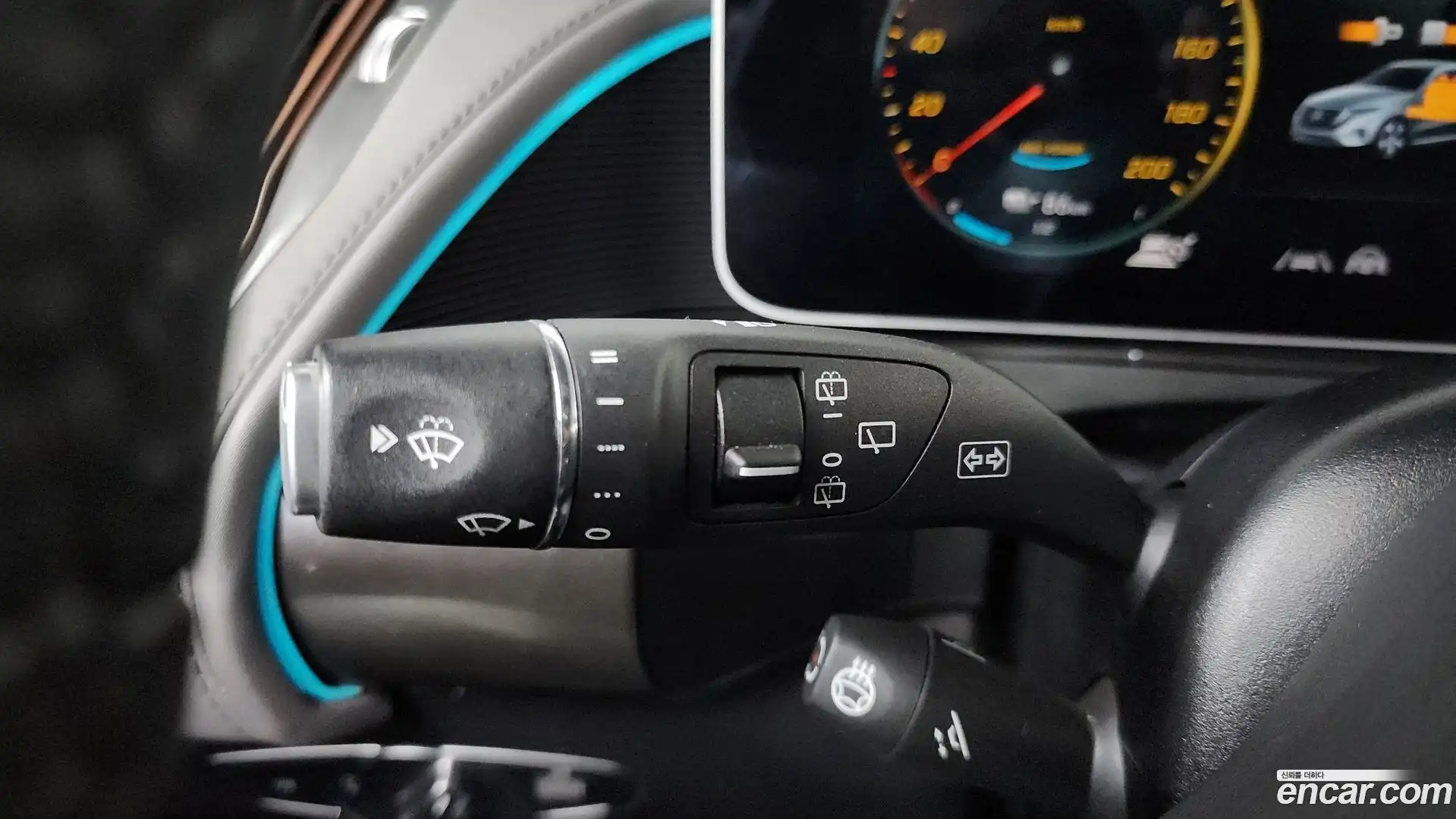 EQC Mercedes-Benz 2020.11-OPTION-042
