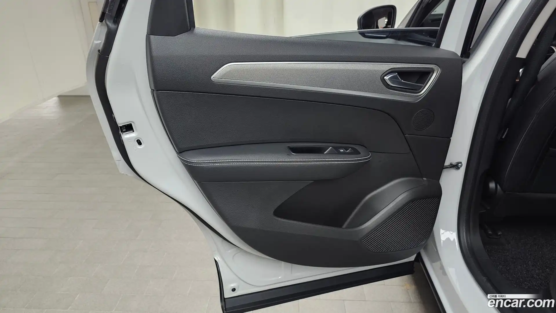 XM3 Renault Korea 2022.11-INNER-035
