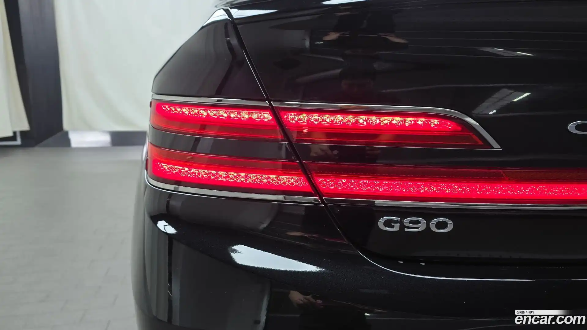 G90 Genesis 2021.2-OUTER-033