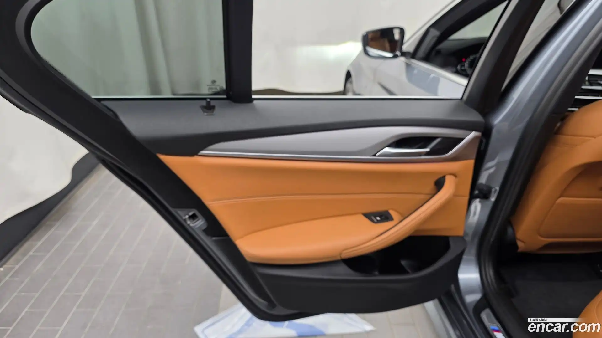 5-Series BMW 2017.11-INNER-035