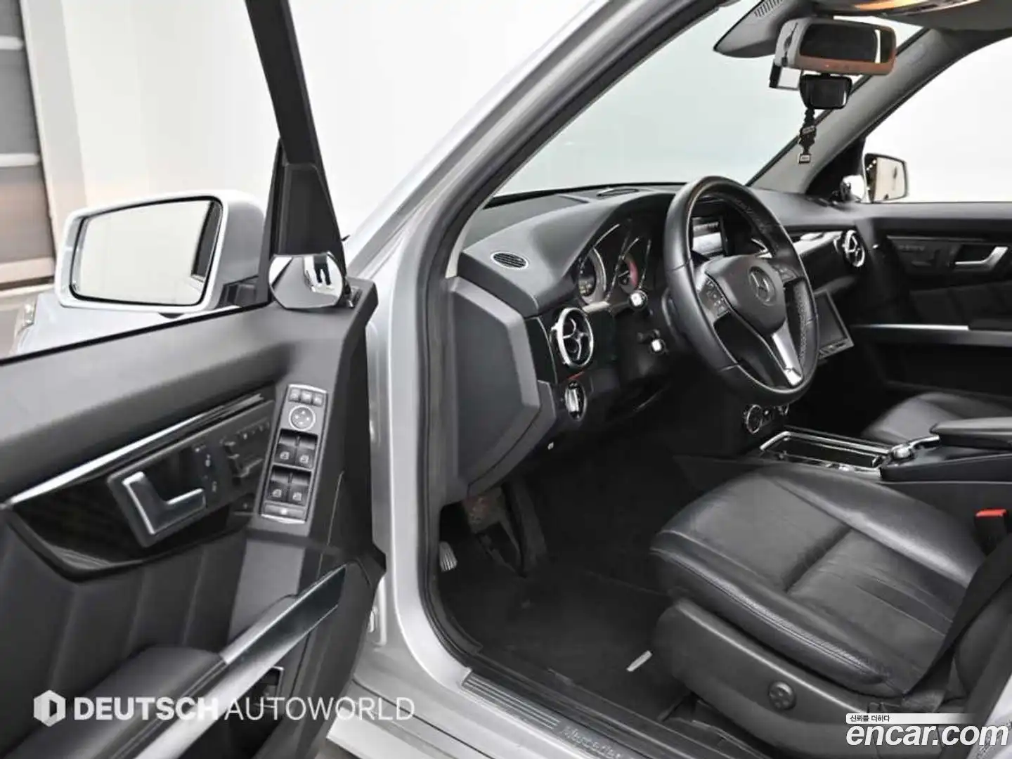 GLK-Class Mercedes-Benz 2013.10-OPTION-015