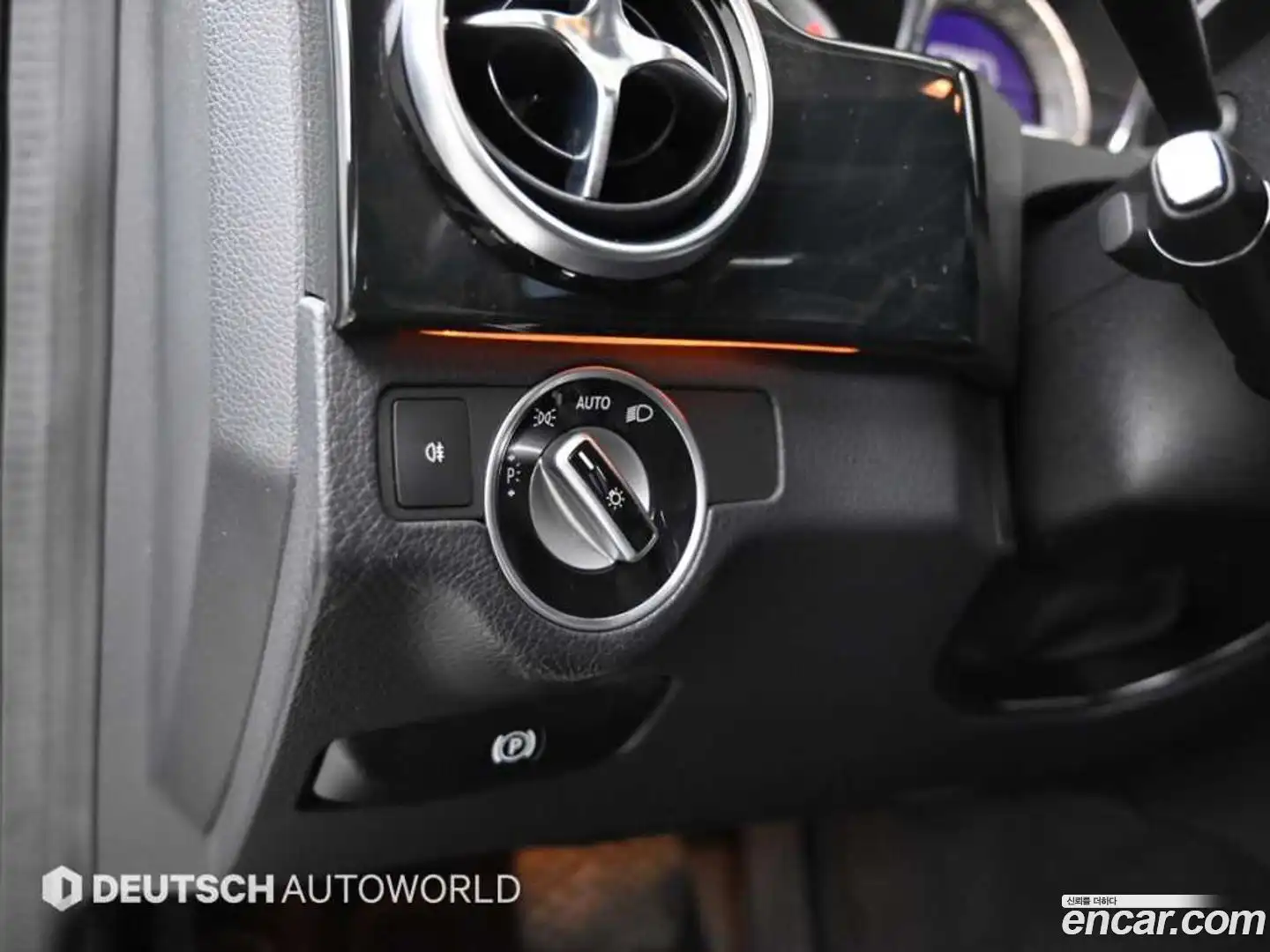 GLK-Class Mercedes-Benz 2013.10-OPTION-020