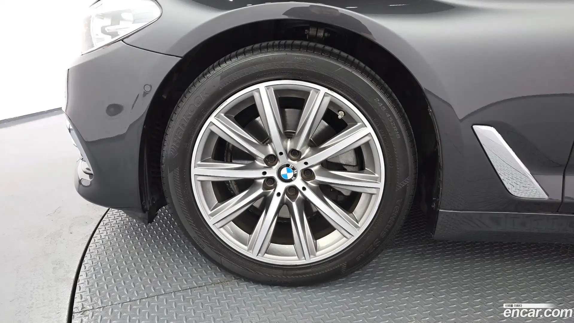 5-Series BMW 2019.5-OUTER-005