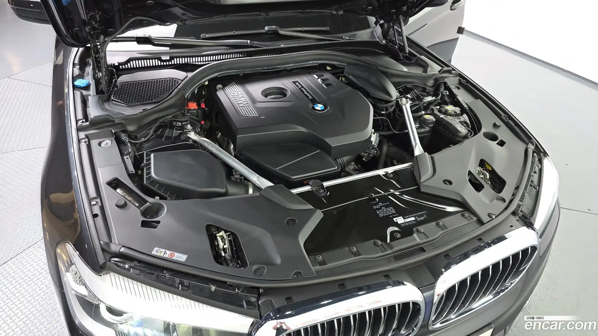 5-Series BMW 2019.5-OUTER-006