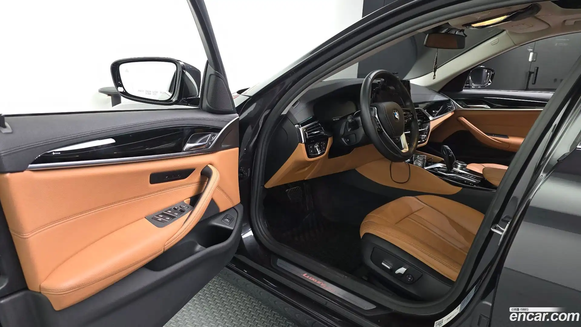 5-Series BMW 2019.5-INNER-010
