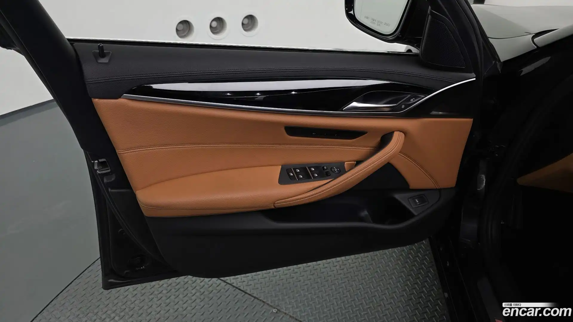 5-Series BMW 2019.5-INNER-034