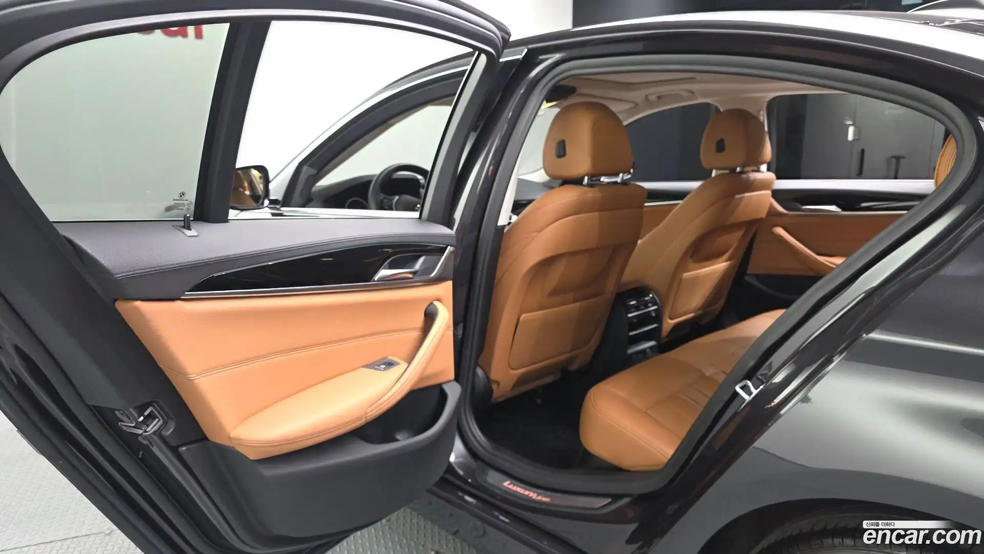 5-Series BMW 2019.5-INNER-036