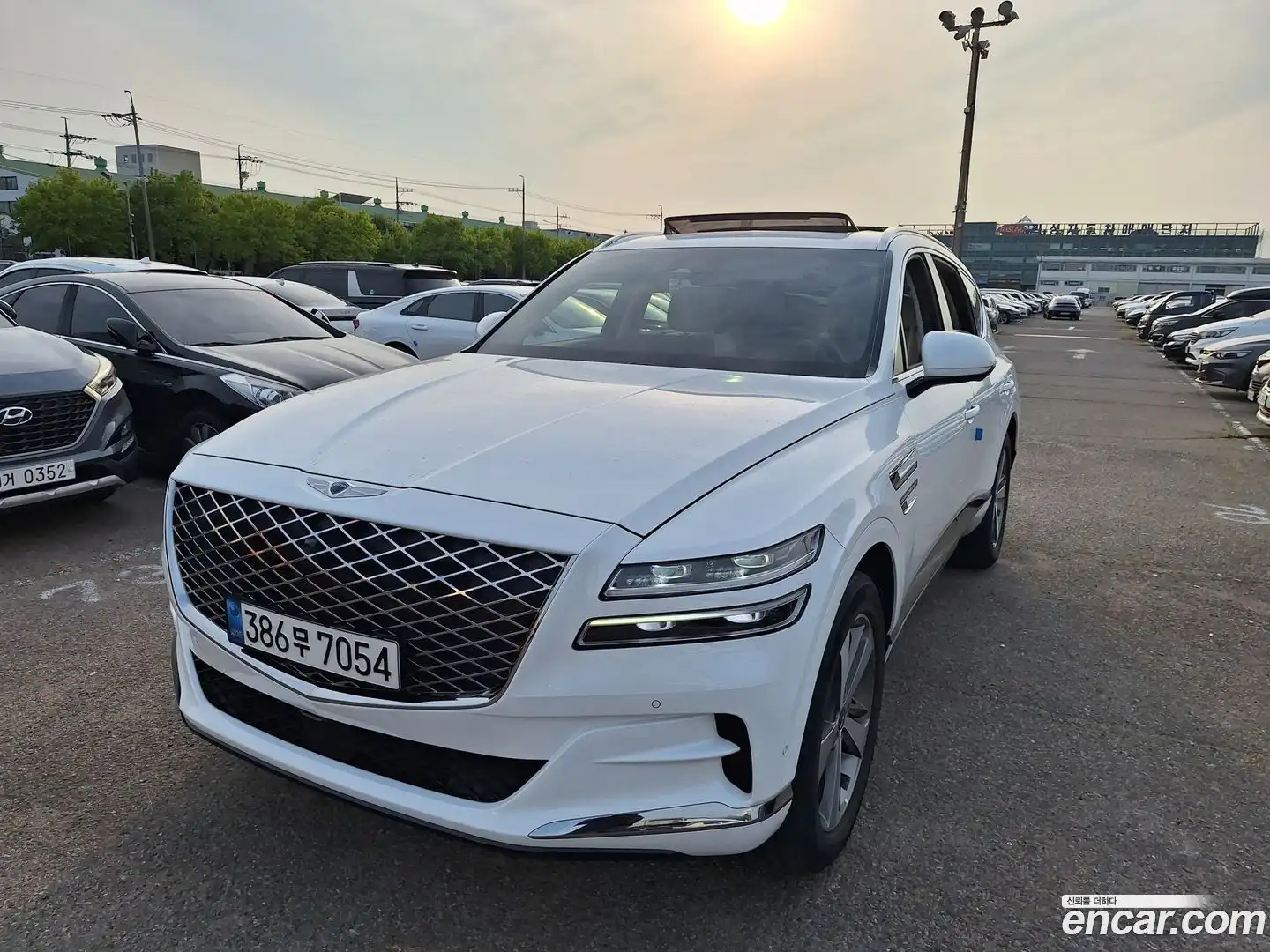 GV80 Genesis 2021.11-OUTER-002