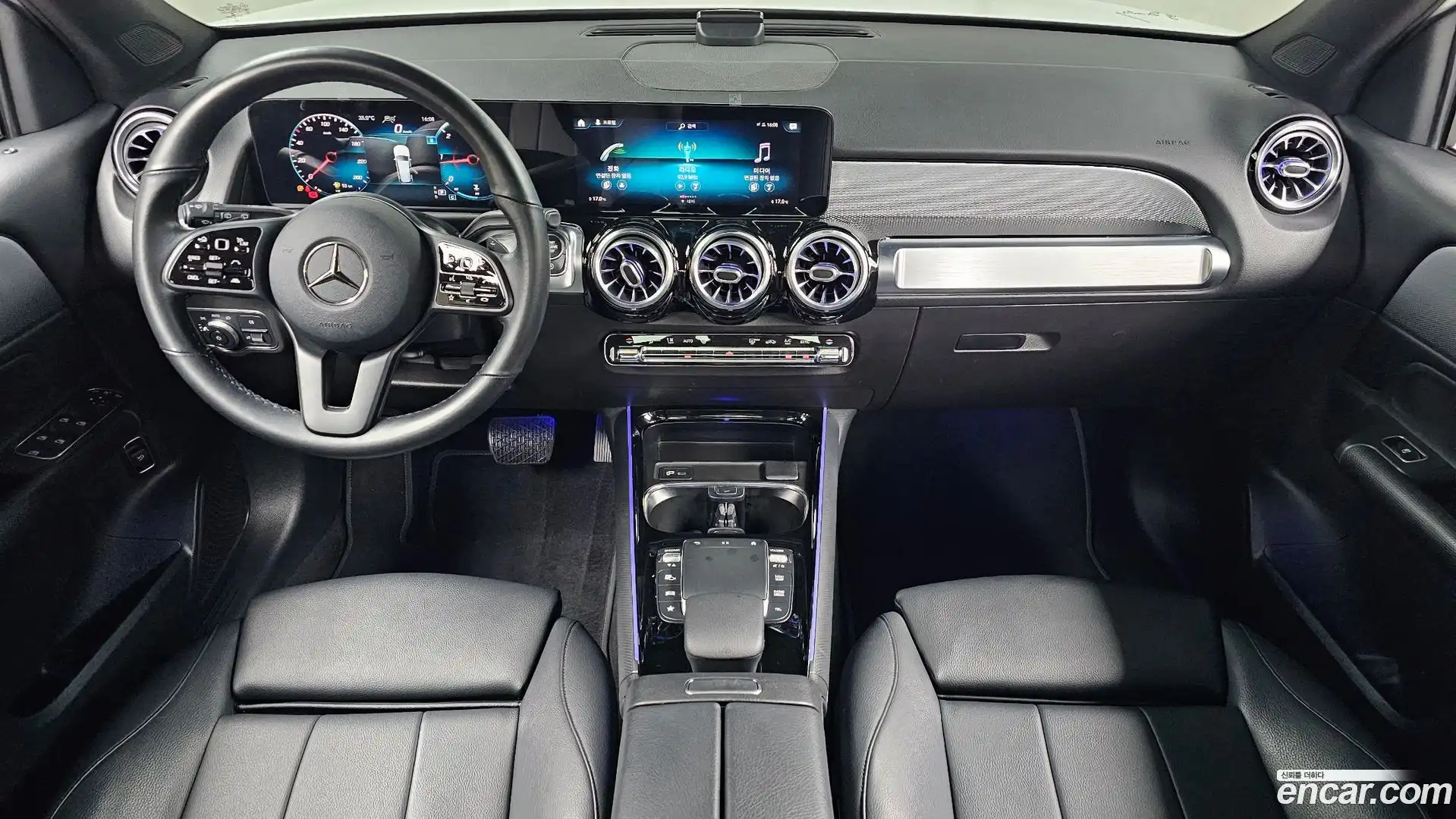 GLB-Class Mercedes-Benz 2021.8-INNER-007