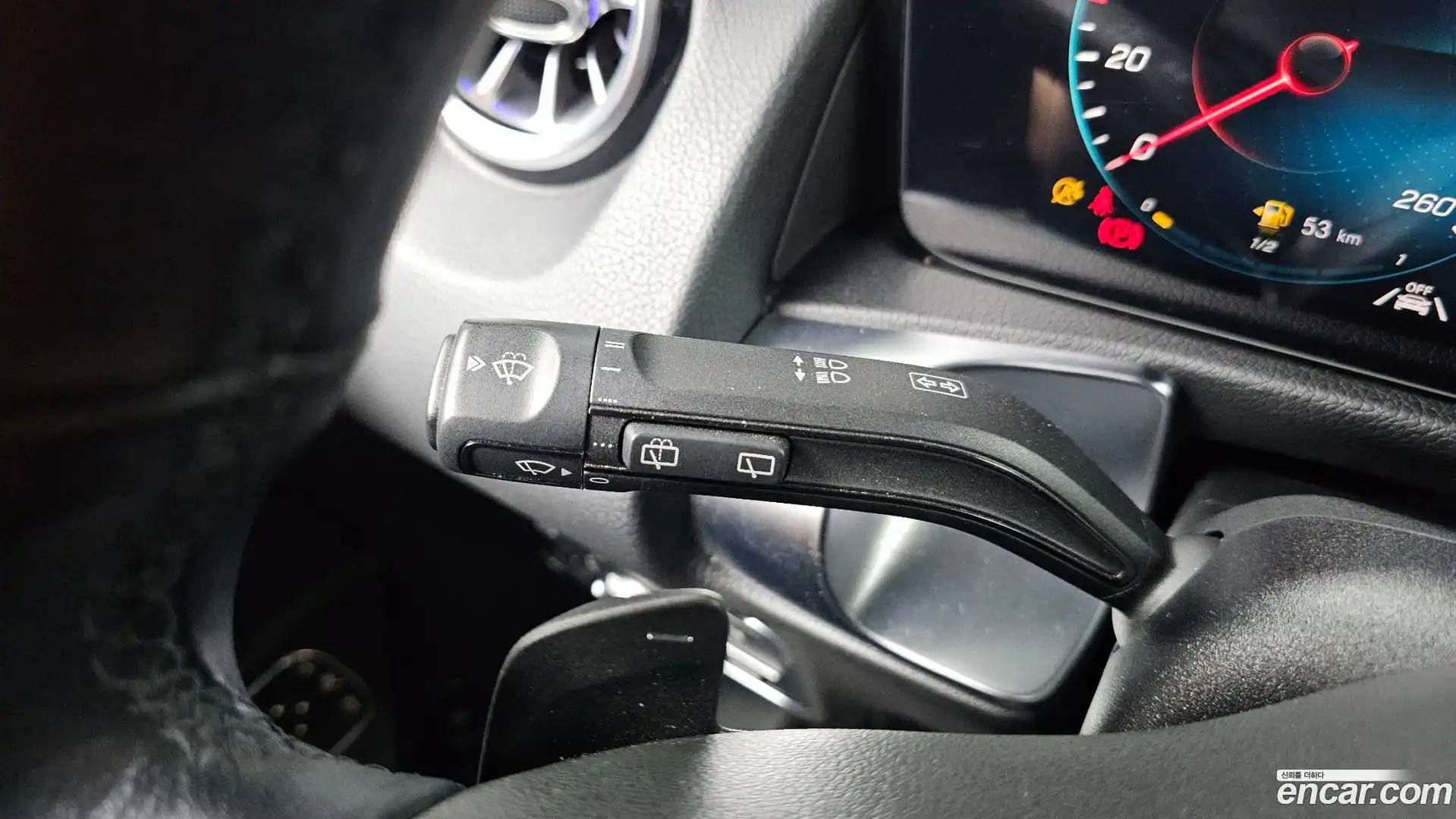 GLB-Class Mercedes-Benz 2021.8-OPTION-043