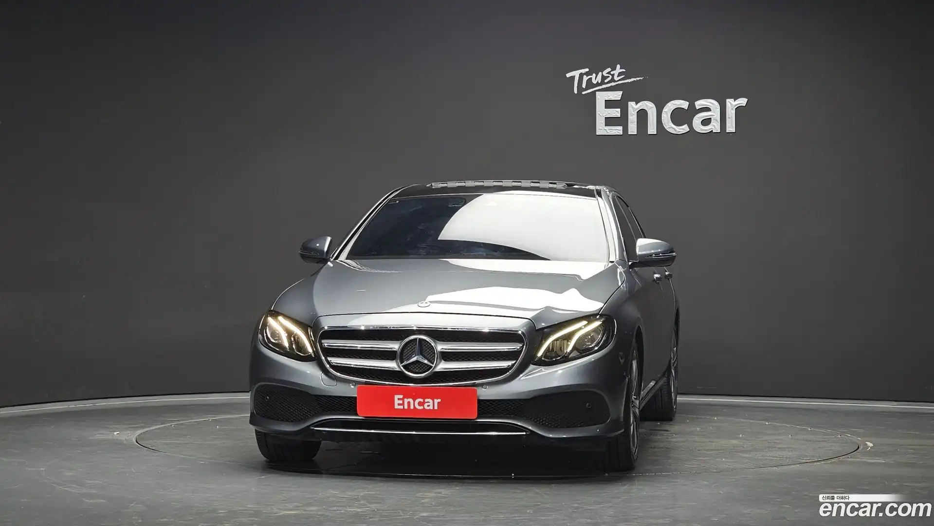 E-Class Mercedes-Benz 2018.9-OUTER-003