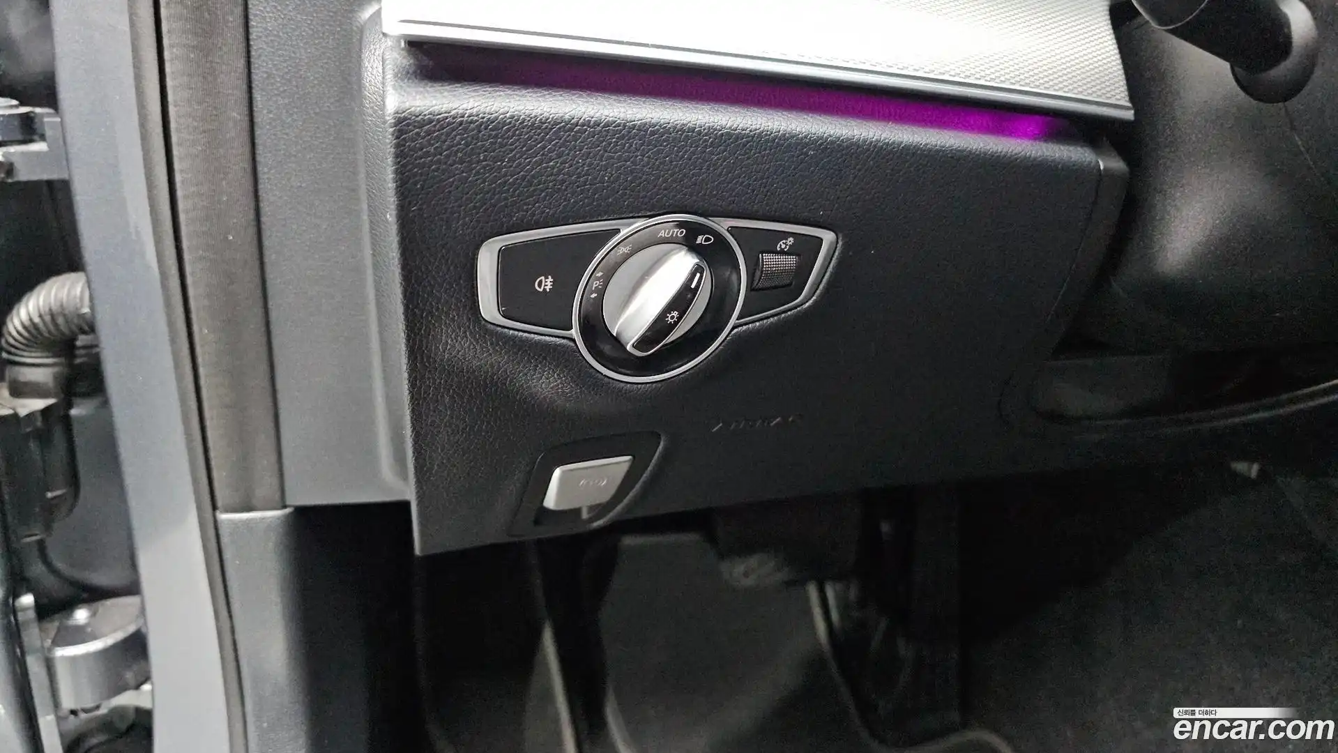 E-Class Mercedes-Benz 2018.9-OPTION-021
