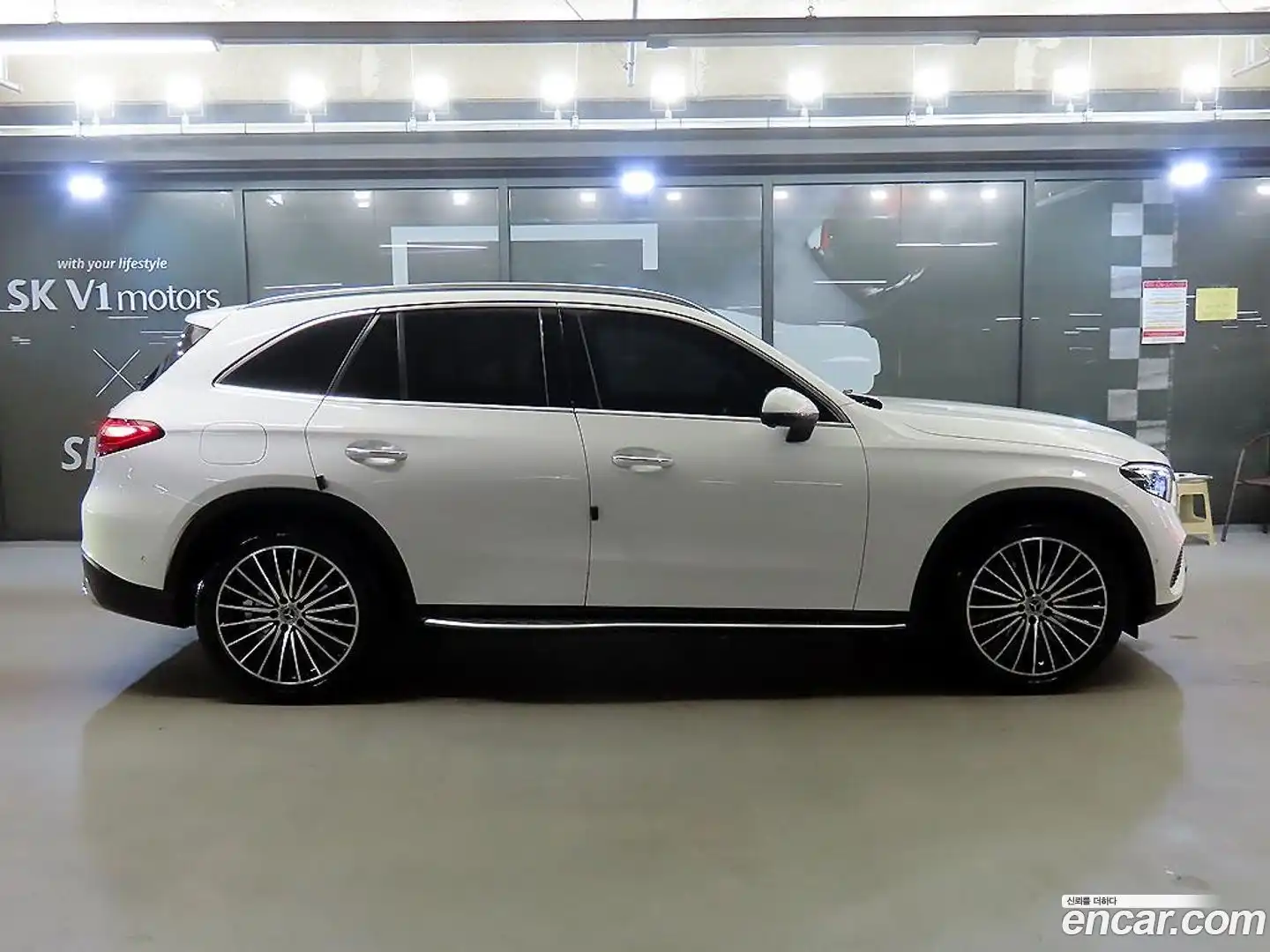 GLC-Class Mercedes-Benz 2024.8-OUTER-003