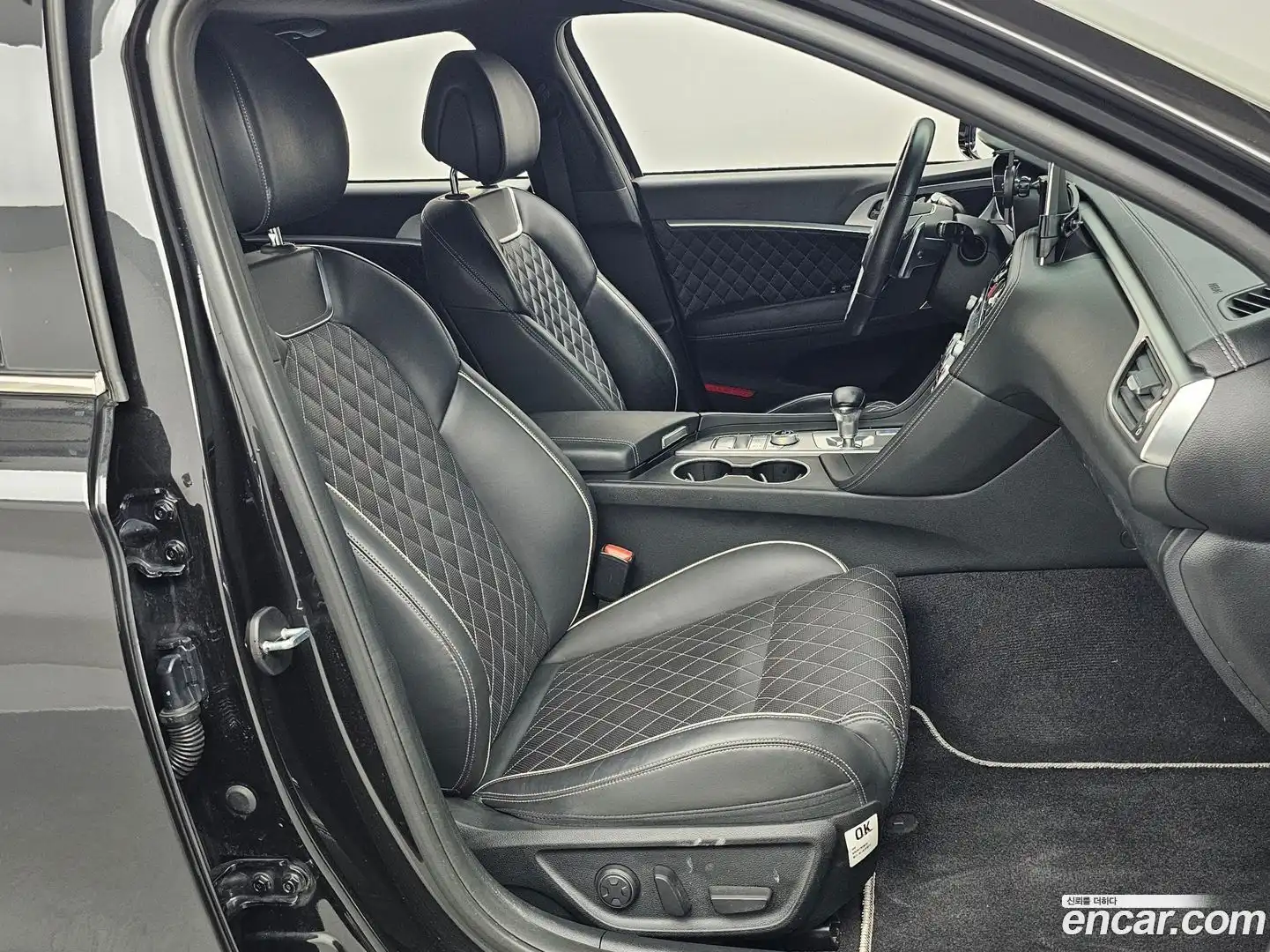 G70 Genesis 2017.10-INNER-010