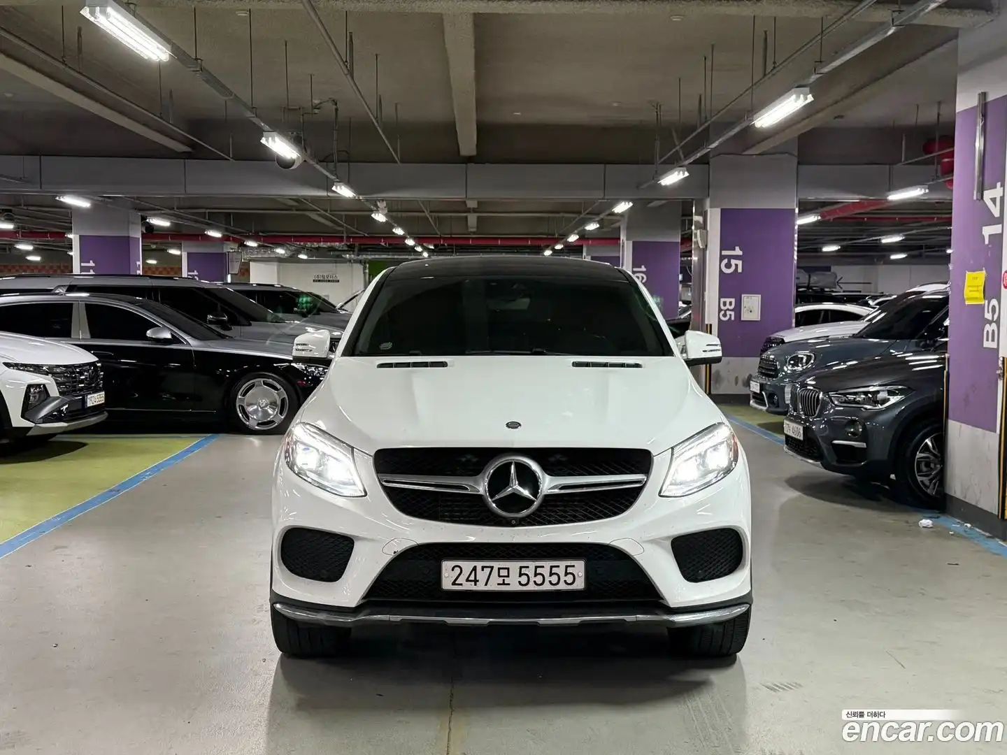 GLE-Class Mercedes-Benz 2017.3-OUTER-001