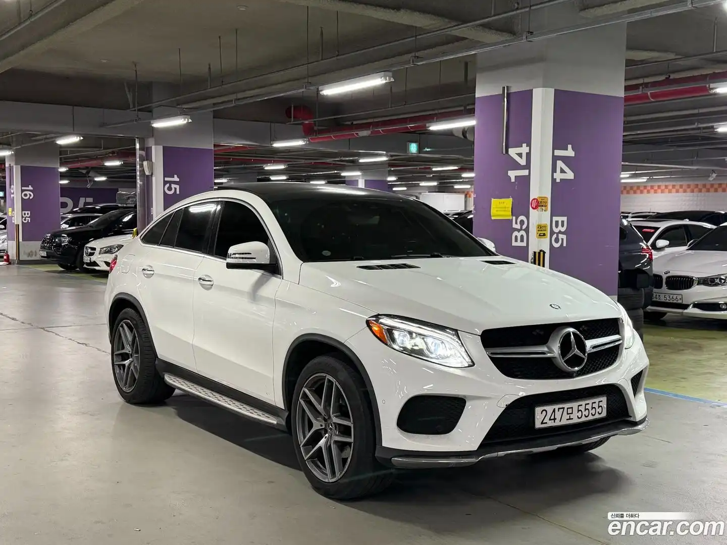 GLE-Class Mercedes-Benz 2017.3-OUTER-003