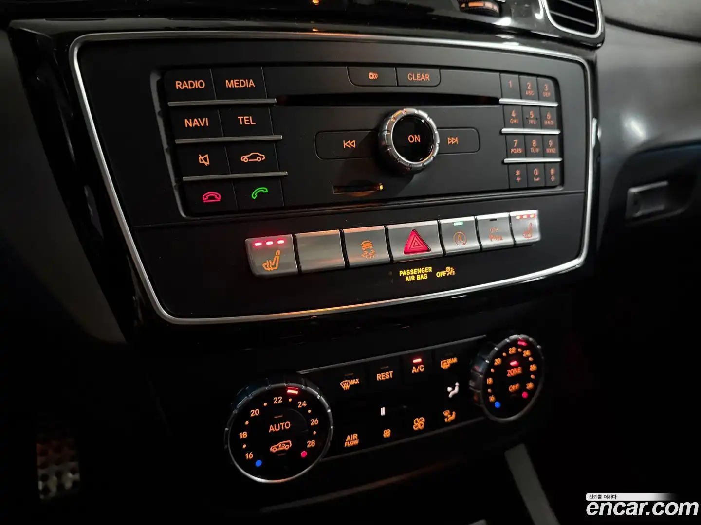 GLE-Class Mercedes-Benz 2017.3-OPTION-015