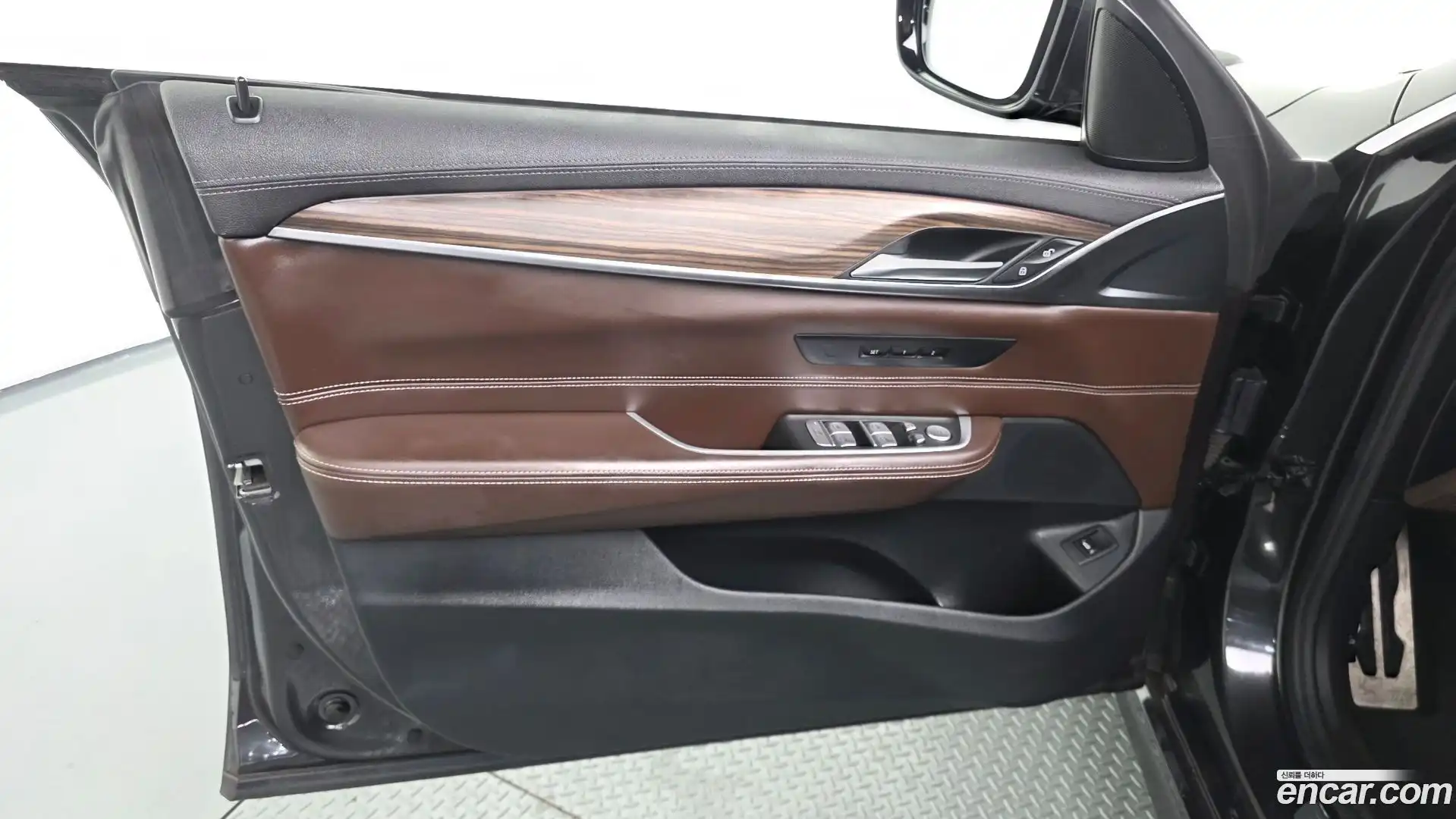 Gran Turismo BMW 2021.1-INNER-034