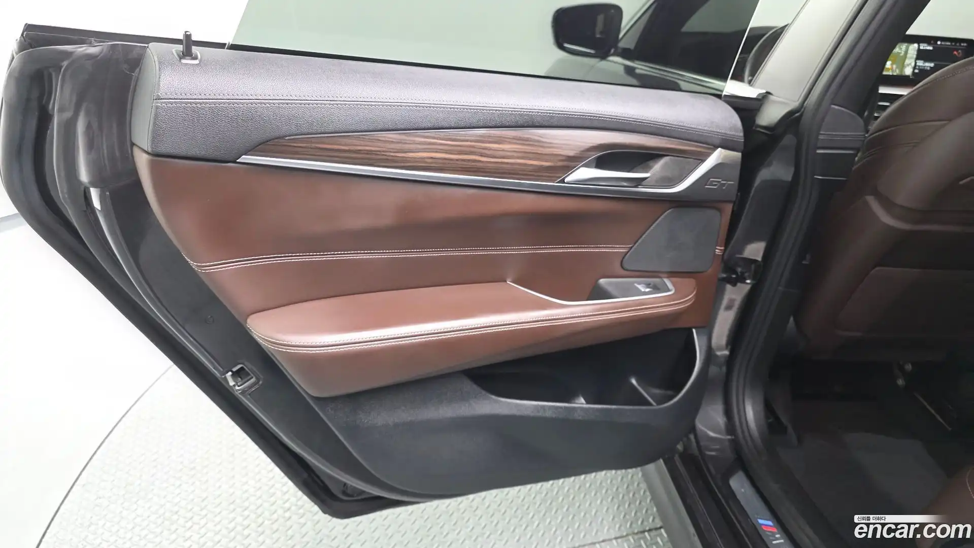 Gran Turismo BMW 2021.1-INNER-035