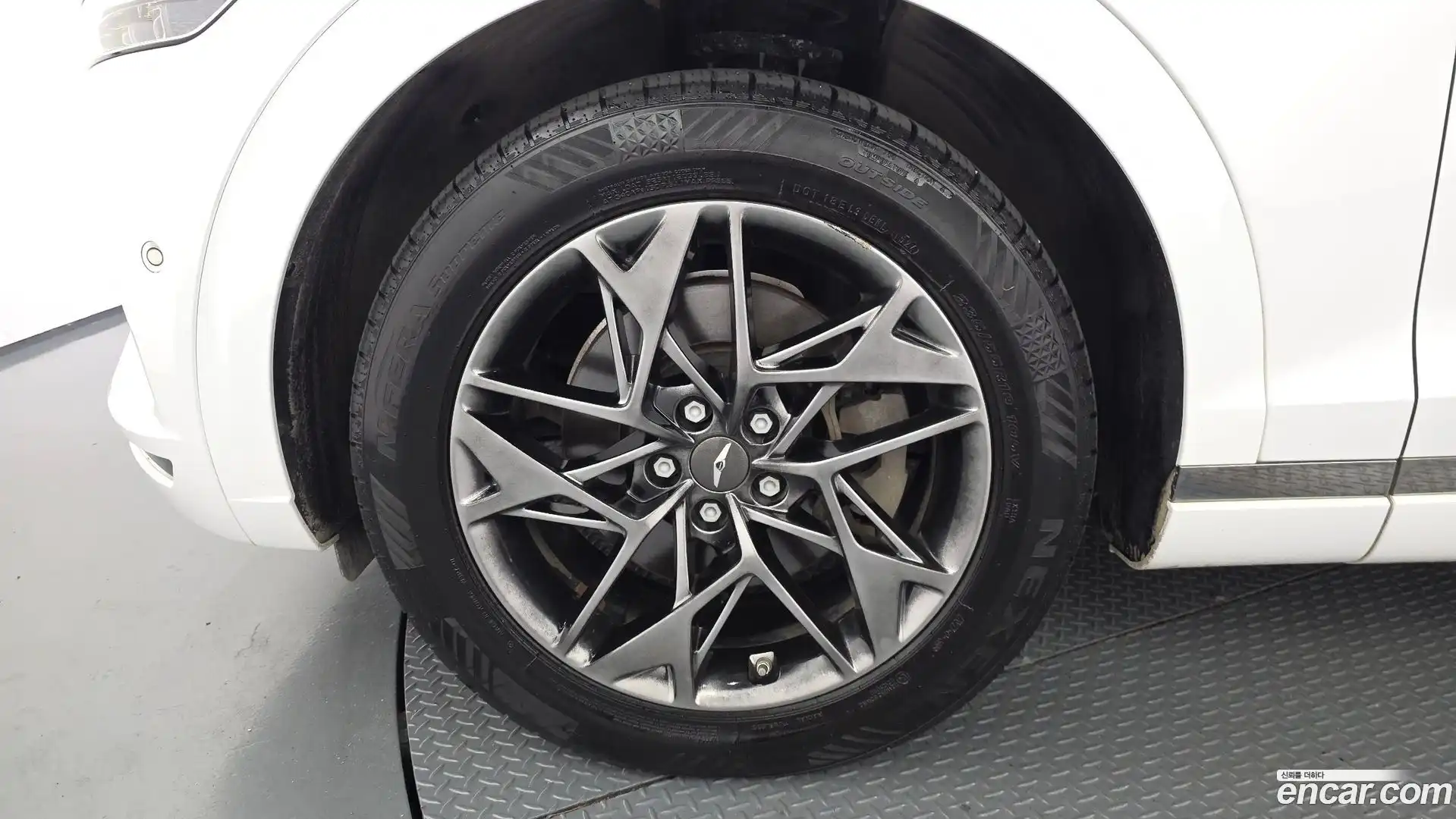 GV70 Genesis 2021.0-OUTER-005