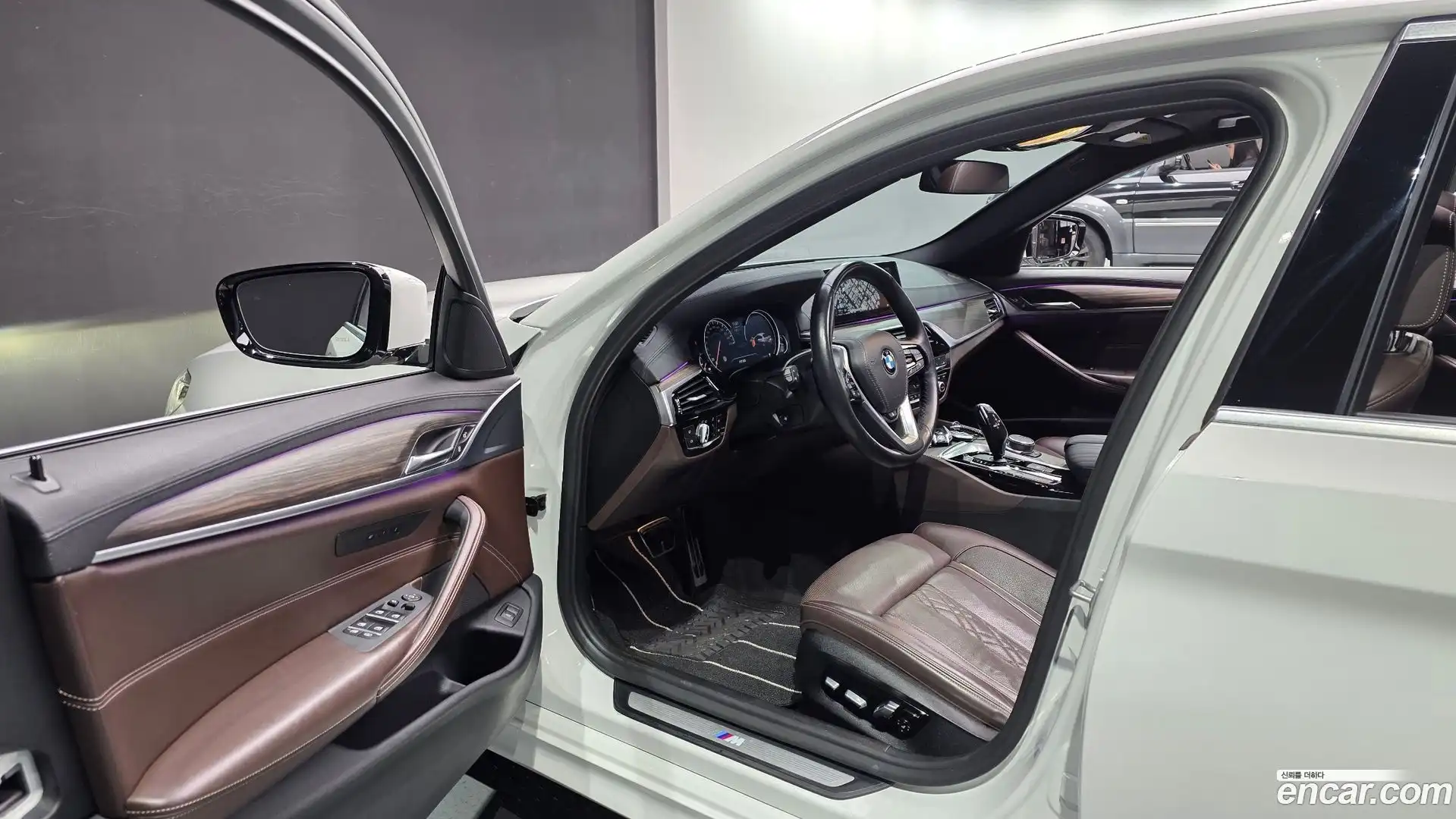 5-Series BMW 2018.3-INNER-010