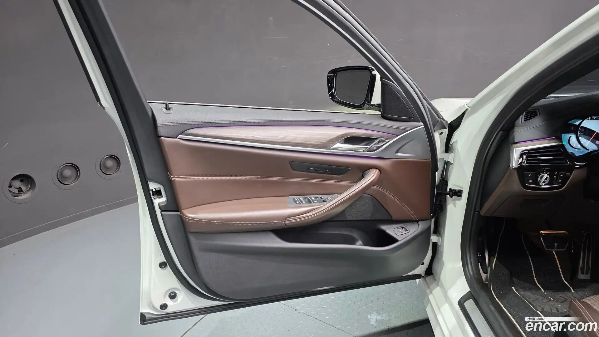 5-Series BMW 2018.3-INNER-034