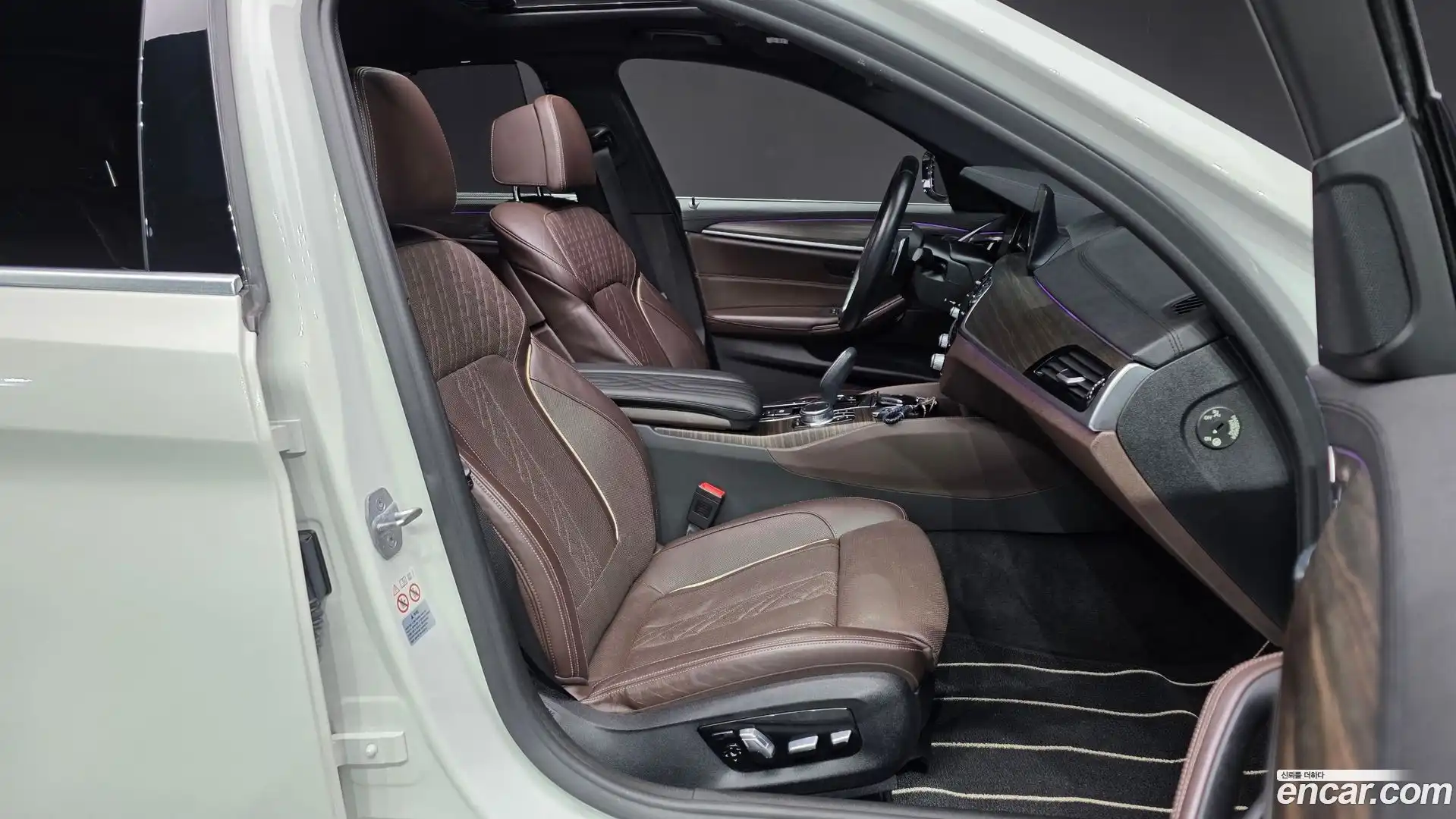 5-Series BMW 2018.3-INNER-036