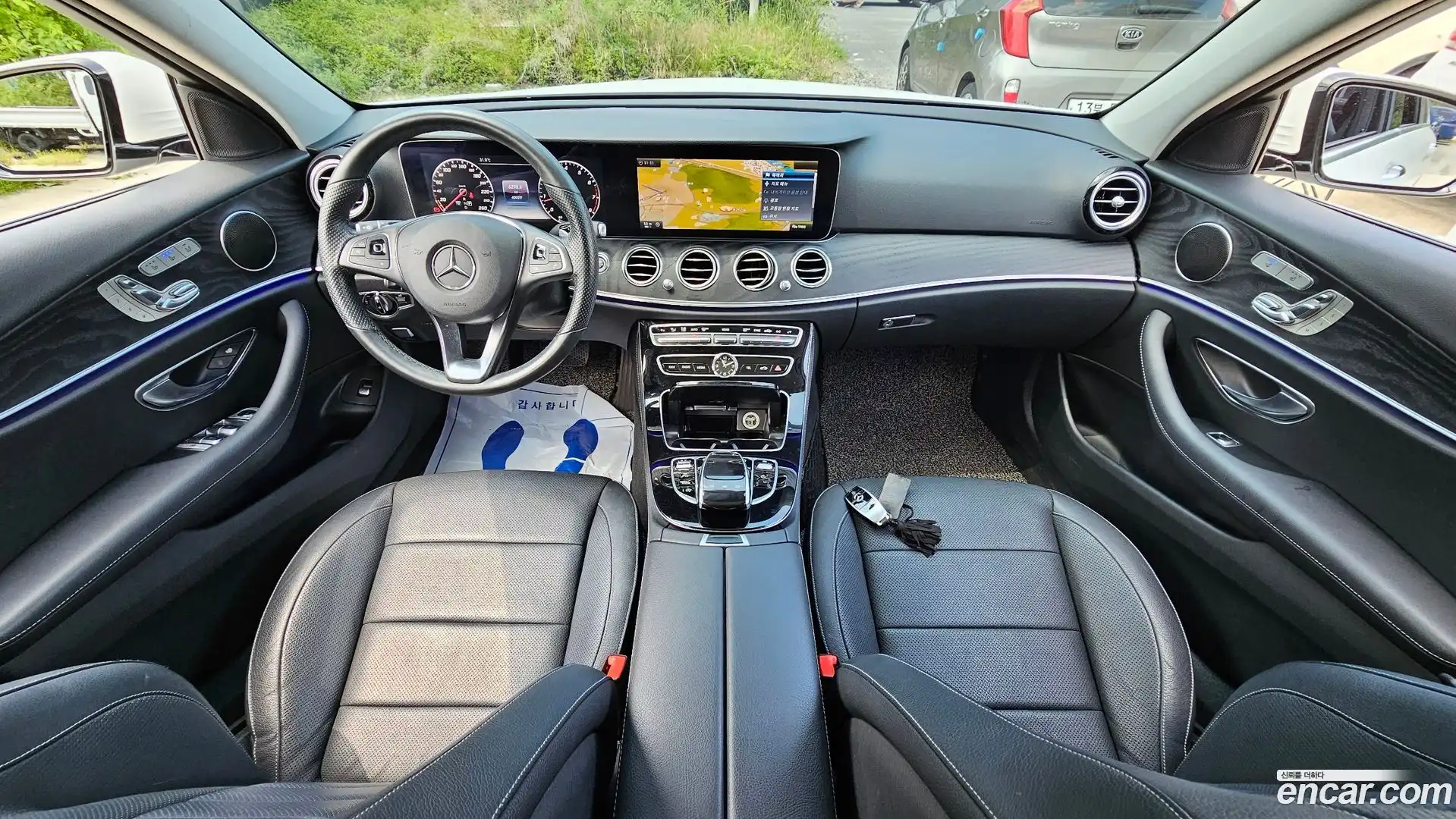 E-Class Mercedes-Benz 2017.2-INNER-007