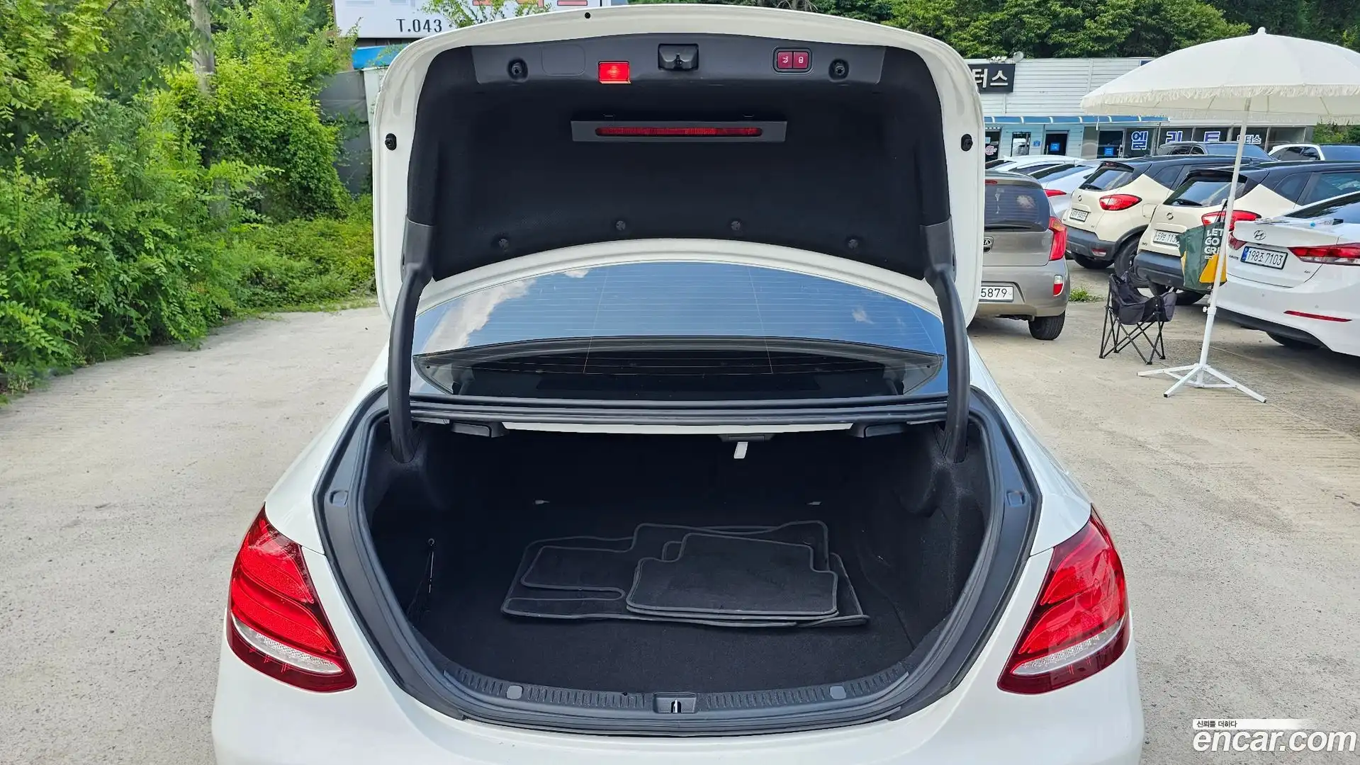 E-Class Mercedes-Benz 2017.2-OPTION-021